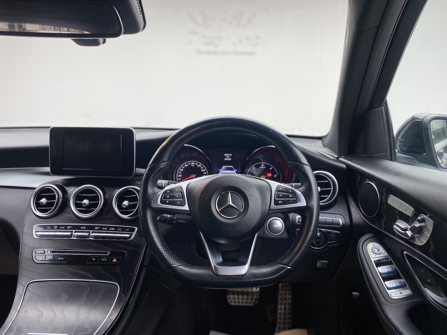 Used Mercedes-Benz GLC 2016 for sale - 77897839: Photo 42