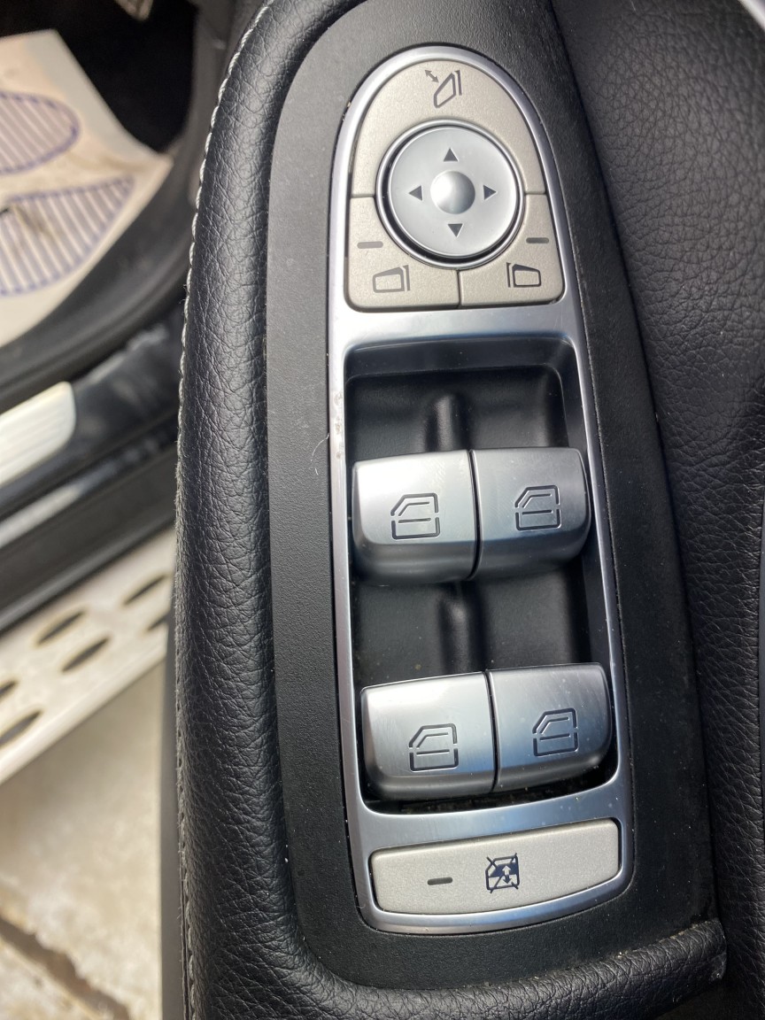 Used Mercedes-Benz GLC 2016 for sale - 77897839: Photo 45