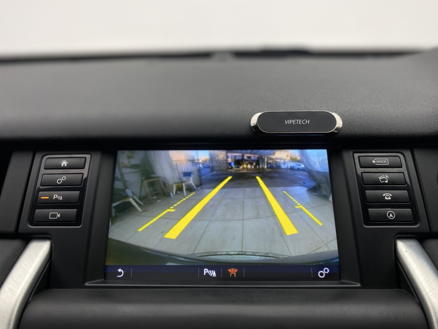 Used Land Rover Discovery Sport 2017 for sale - 78155459: Photo 13