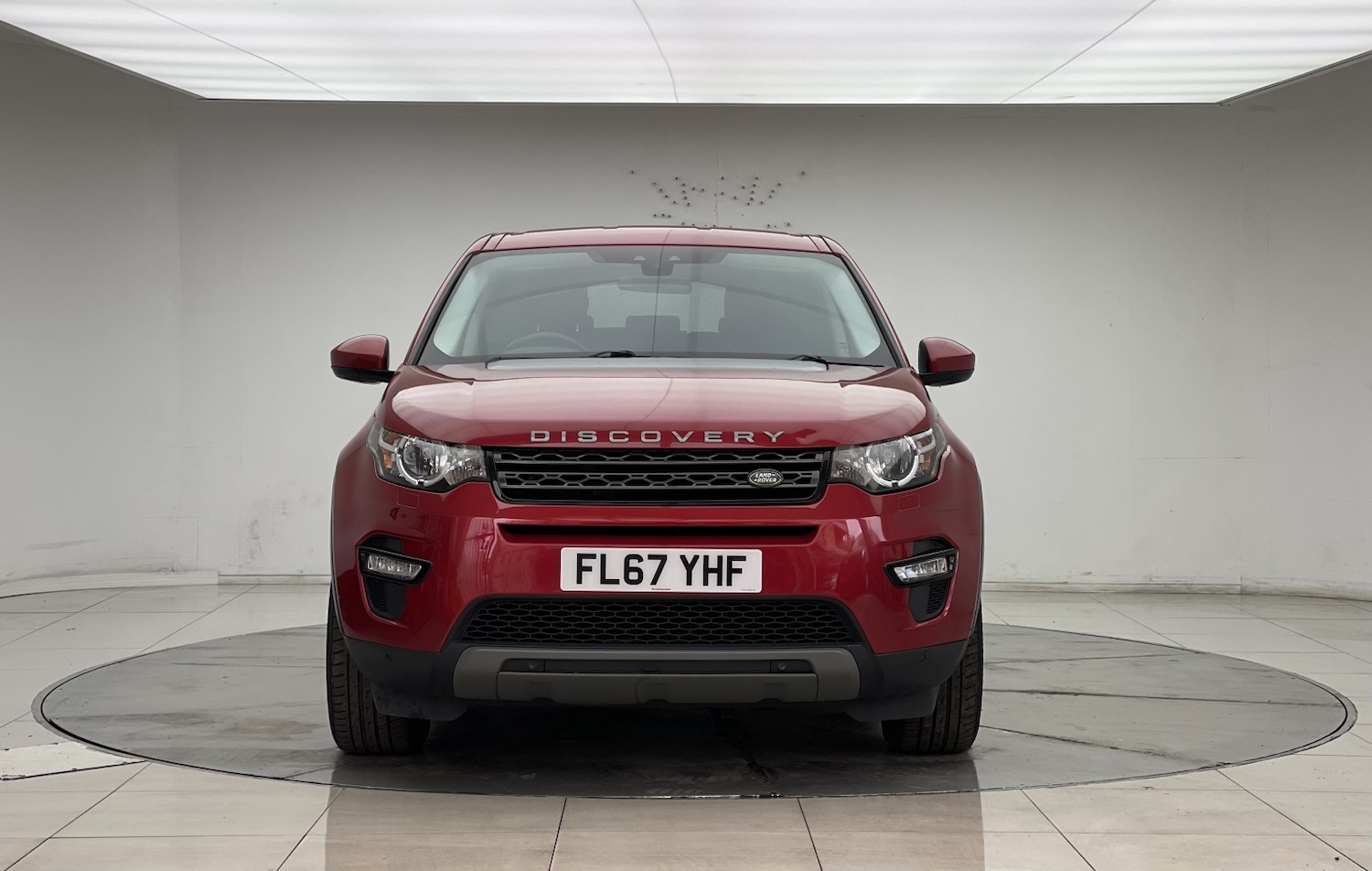 Used Land Rover Discovery Sport 2017 for sale - 78155459: Photo 2