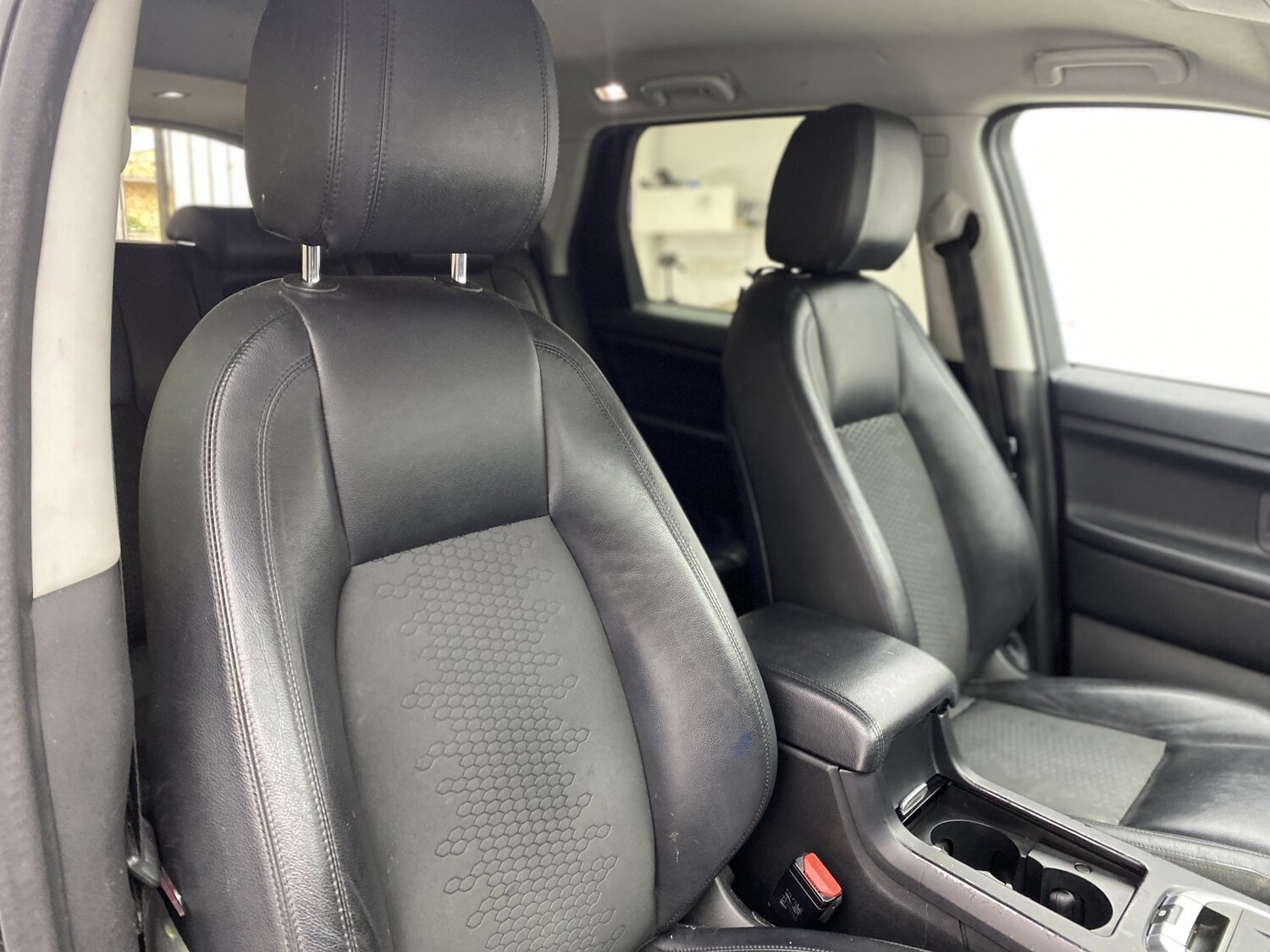 Used Land Rover Discovery Sport 2017 for sale - 78155459: Photo 28