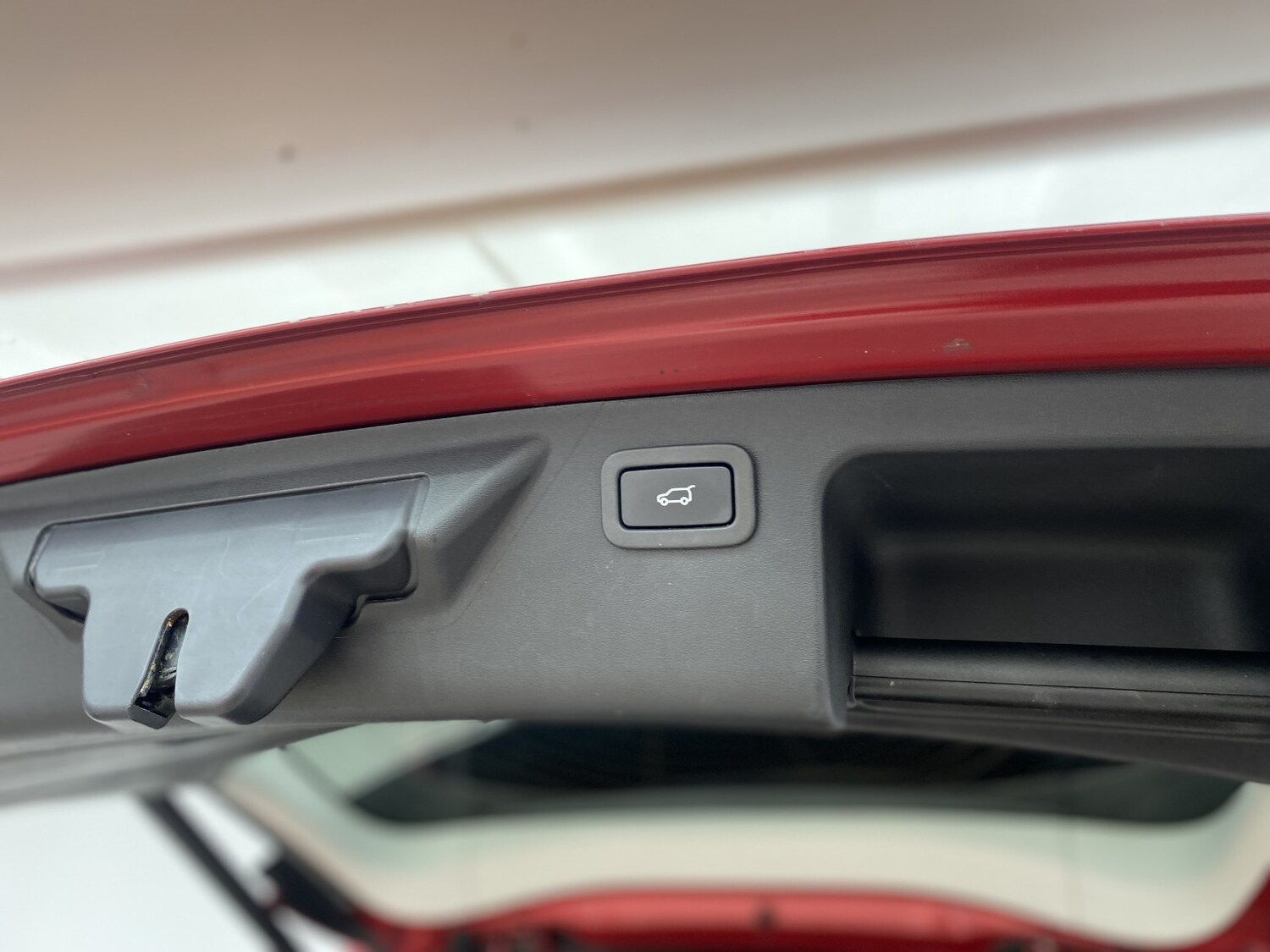 Used Land Rover Discovery Sport 2017 for sale - 78155459: Photo 32