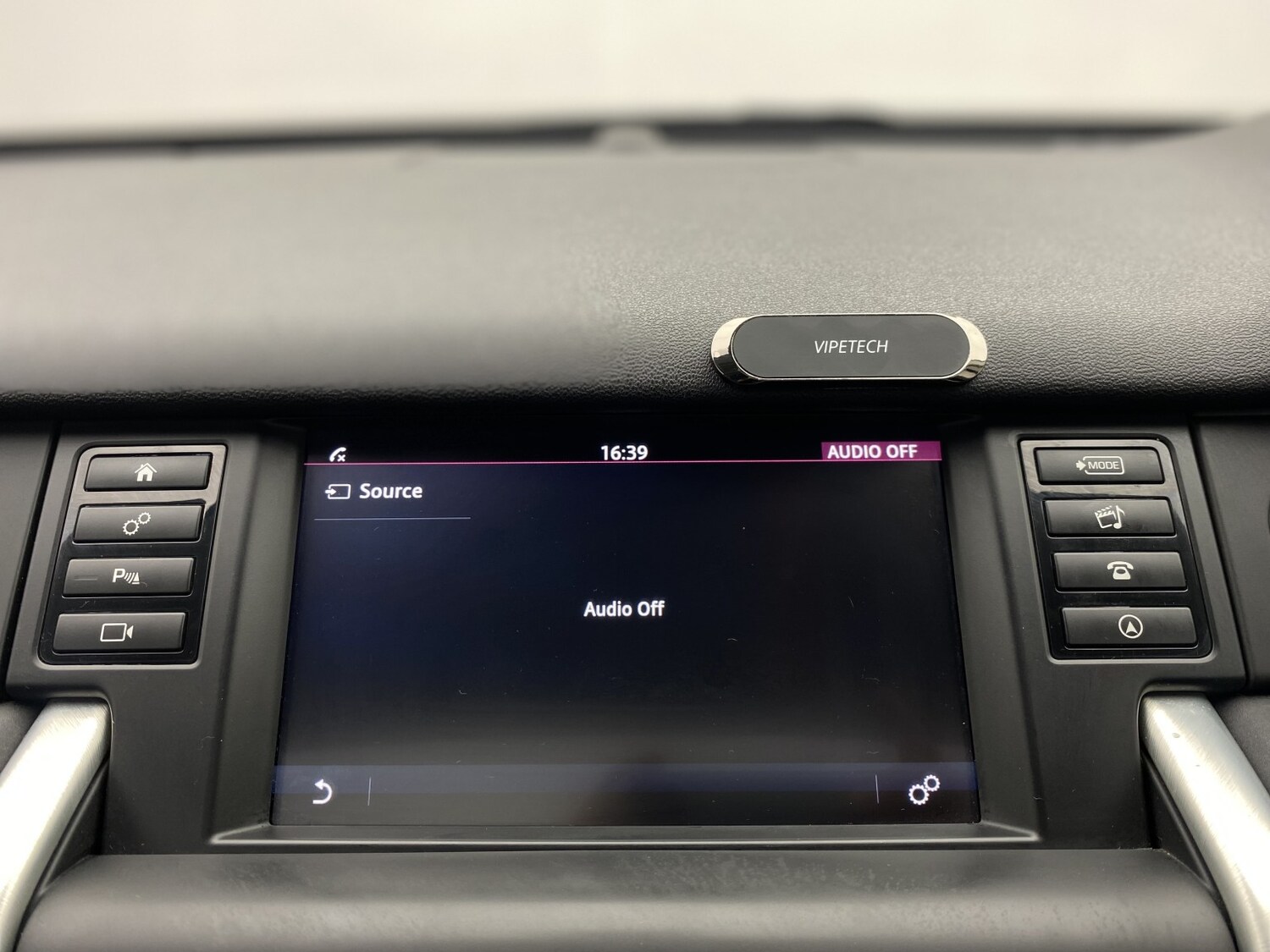 Used Land Rover Discovery Sport 2017 for sale - 78155459: Photo 36