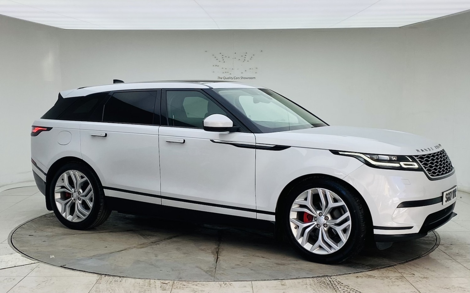 Used Land Rover Range Rover Velar 2017 for sale - 77977111: Photo 1