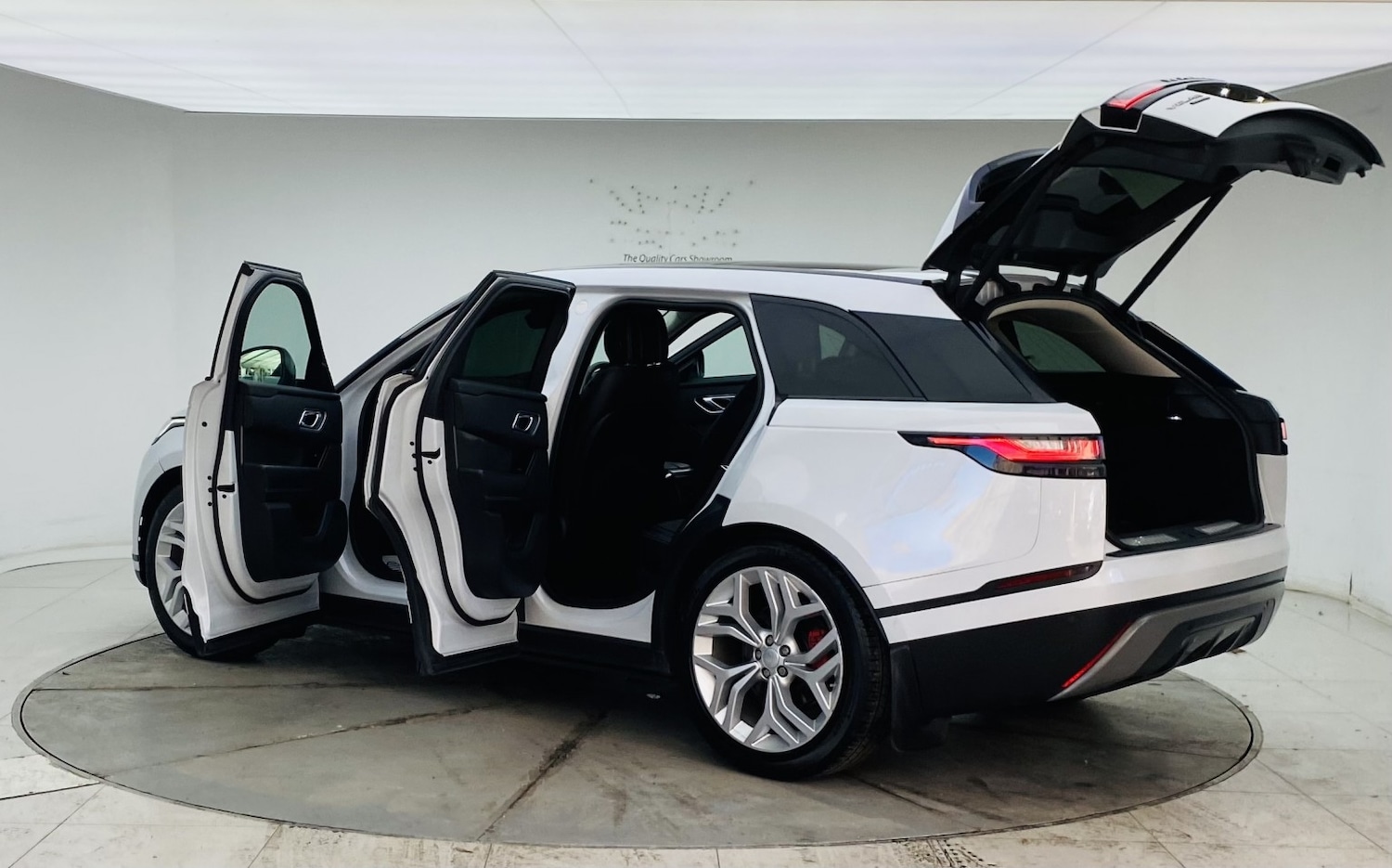 Used Land Rover Range Rover Velar 2017 for sale - 77977111: Photo 16