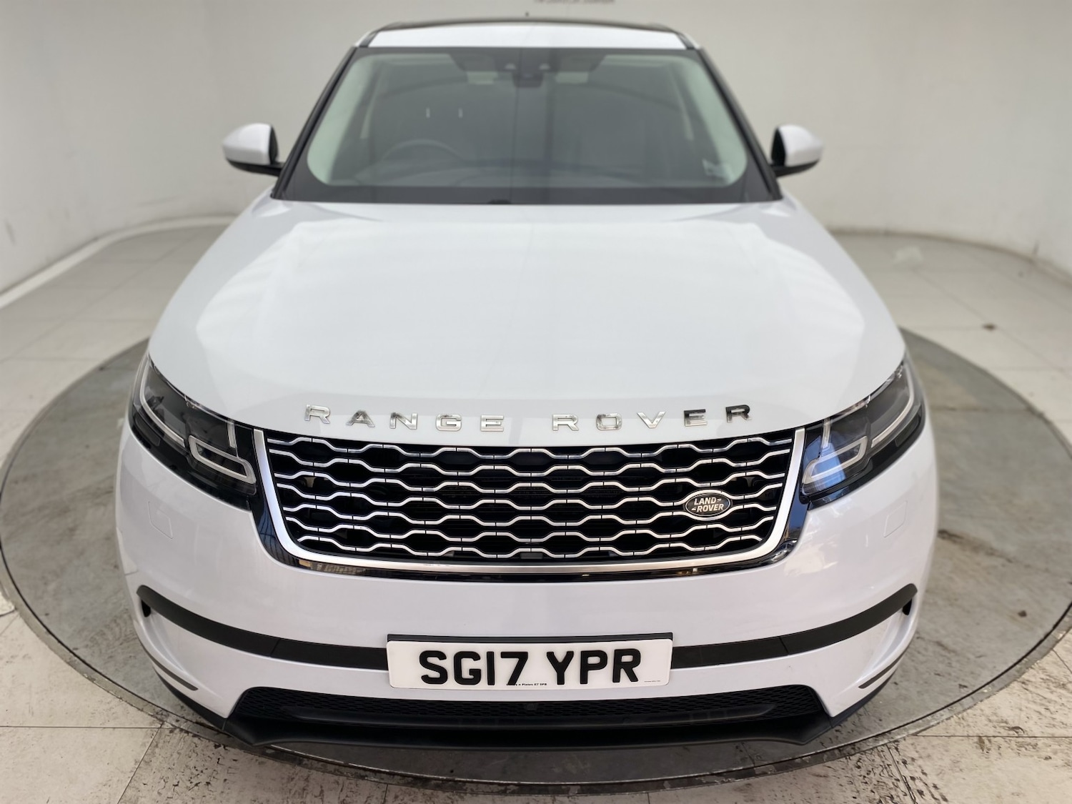 Used Land Rover Range Rover Velar 2017 for sale - 77977111: Photo 19