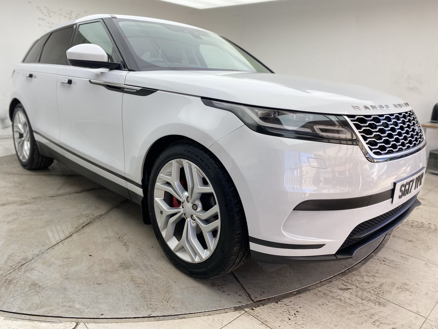 Used Land Rover Range Rover Velar 2017 for sale - 77977111: Photo 21