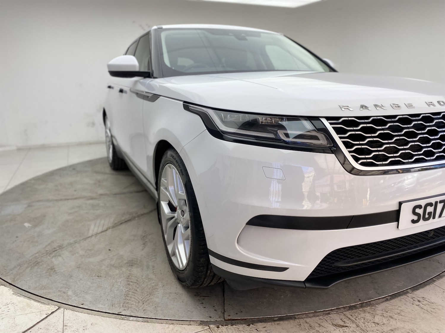 Used Land Rover Range Rover Velar 2017 for sale - 77977111: Photo 25