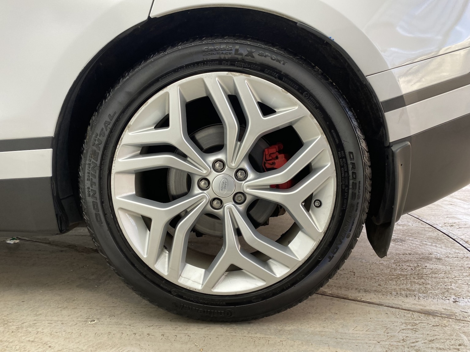 Used Land Rover Range Rover Velar 2017 for sale - 77977111: Photo 32