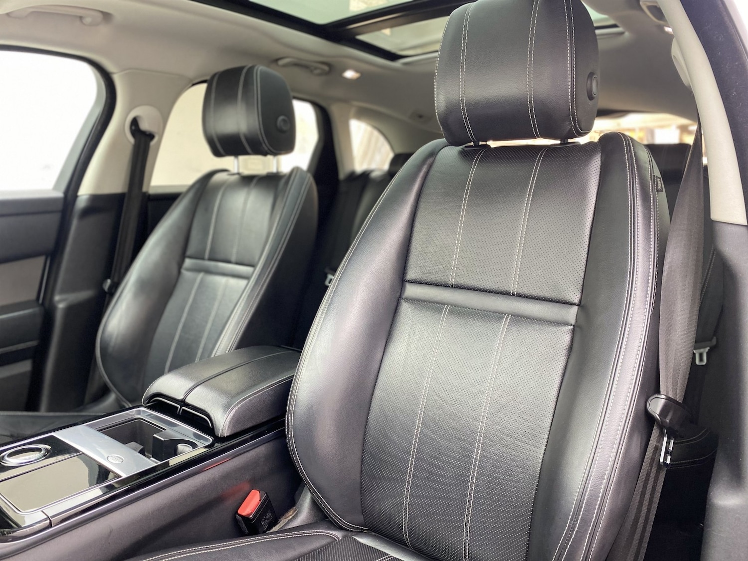 Used Land Rover Range Rover Velar 2017 for sale - 77977111: Photo 40