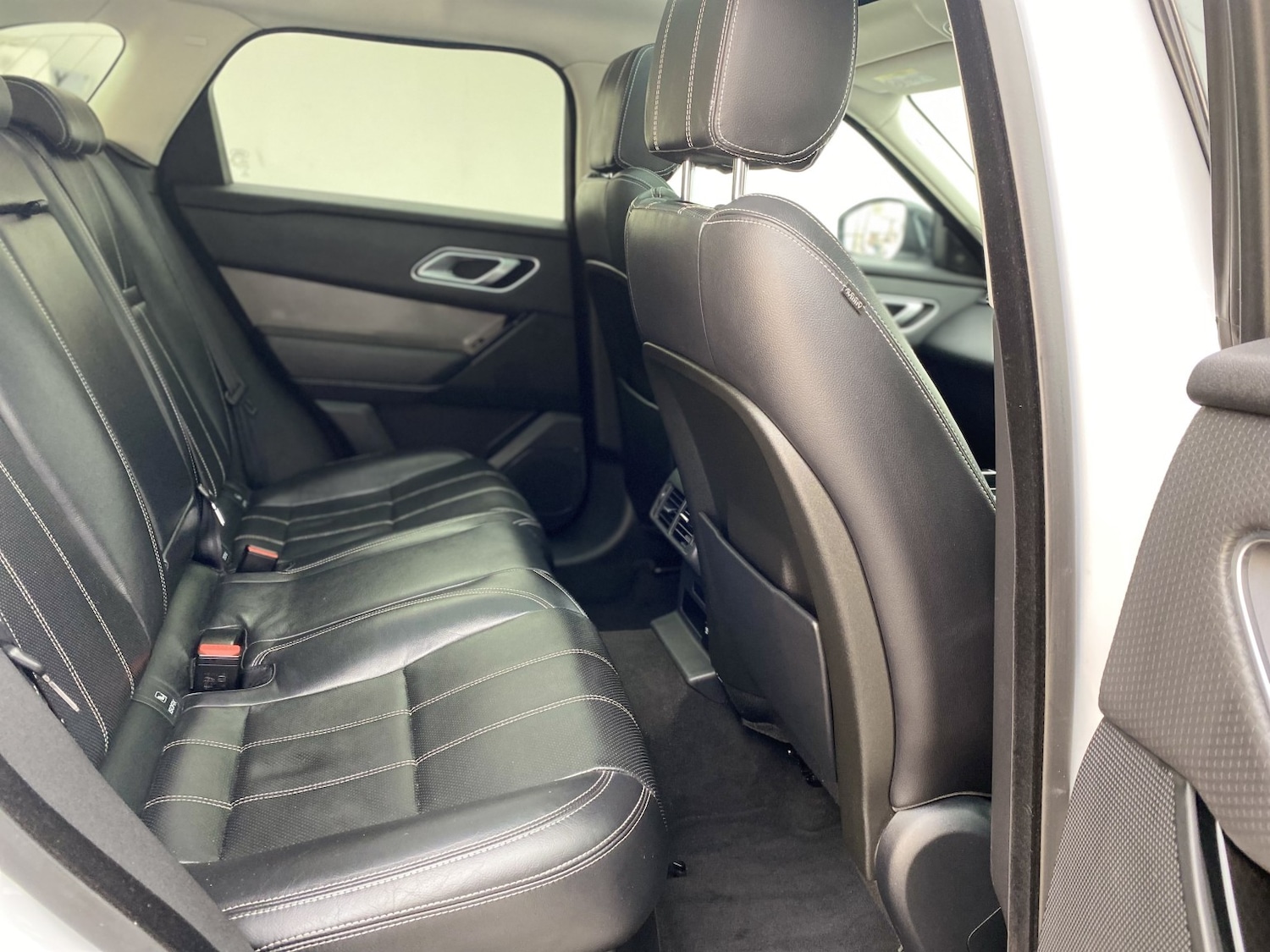 Used Land Rover Range Rover Velar 2017 for sale - 77977111: Photo 43