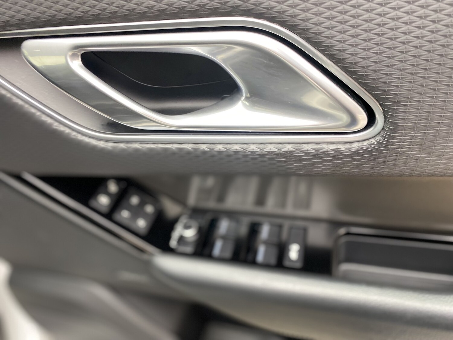 Used Land Rover Range Rover Velar 2017 for sale - 77977111: Photo 47