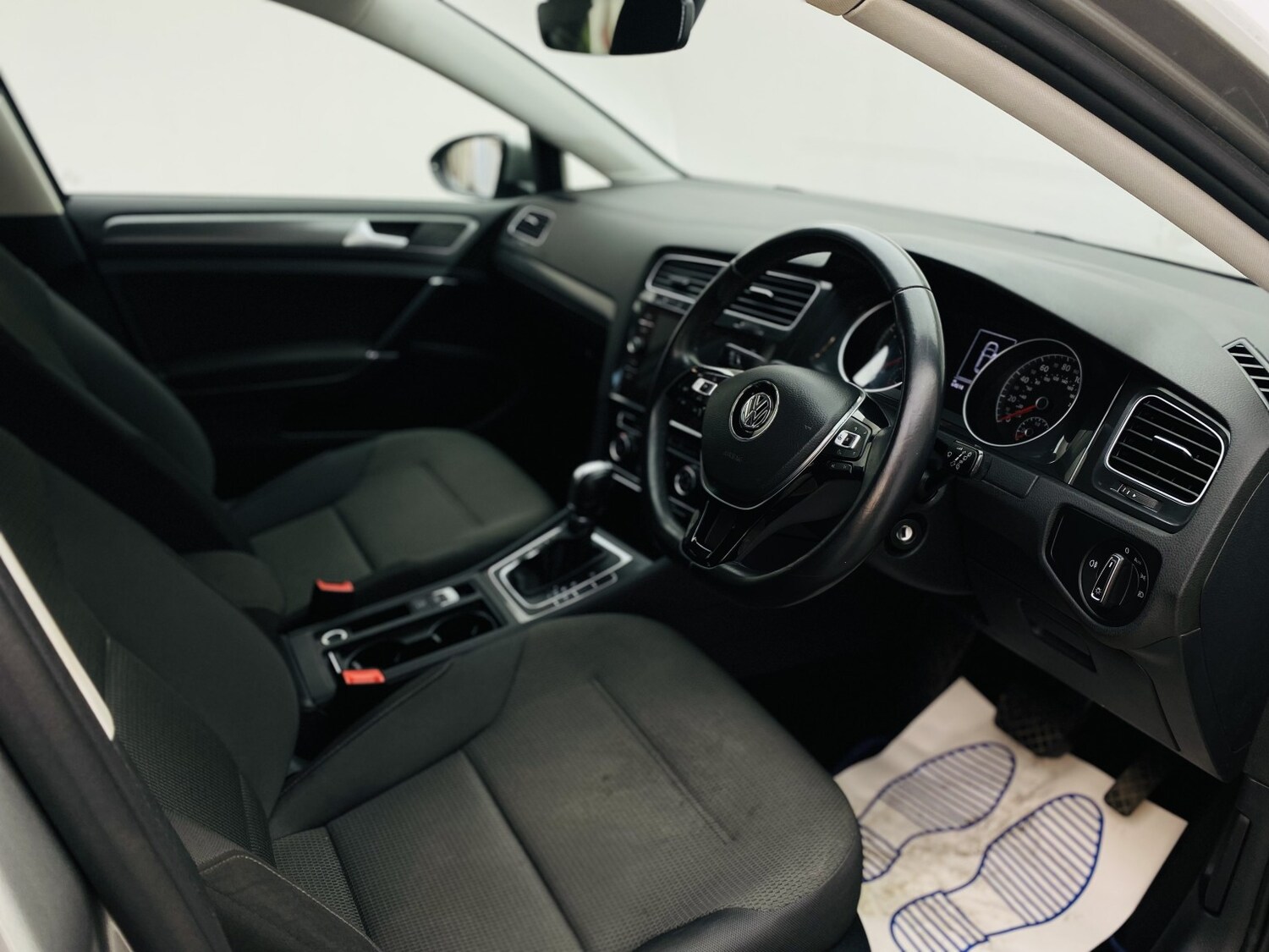 Used Volkswagen Golf 2018 for sale - 77766510: Photo 33