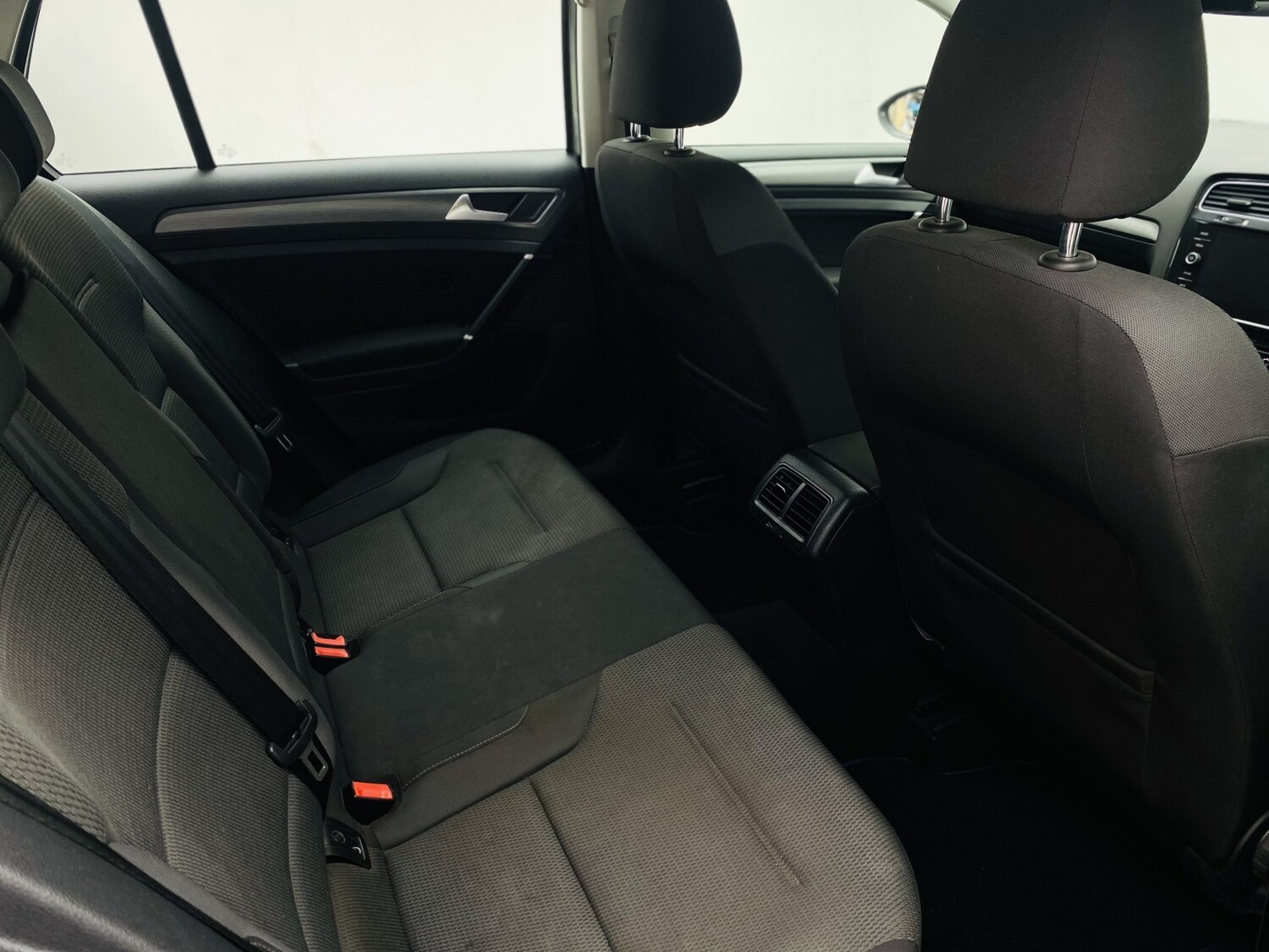 Used Volkswagen Golf 2018 for sale - 77766510: Photo 42