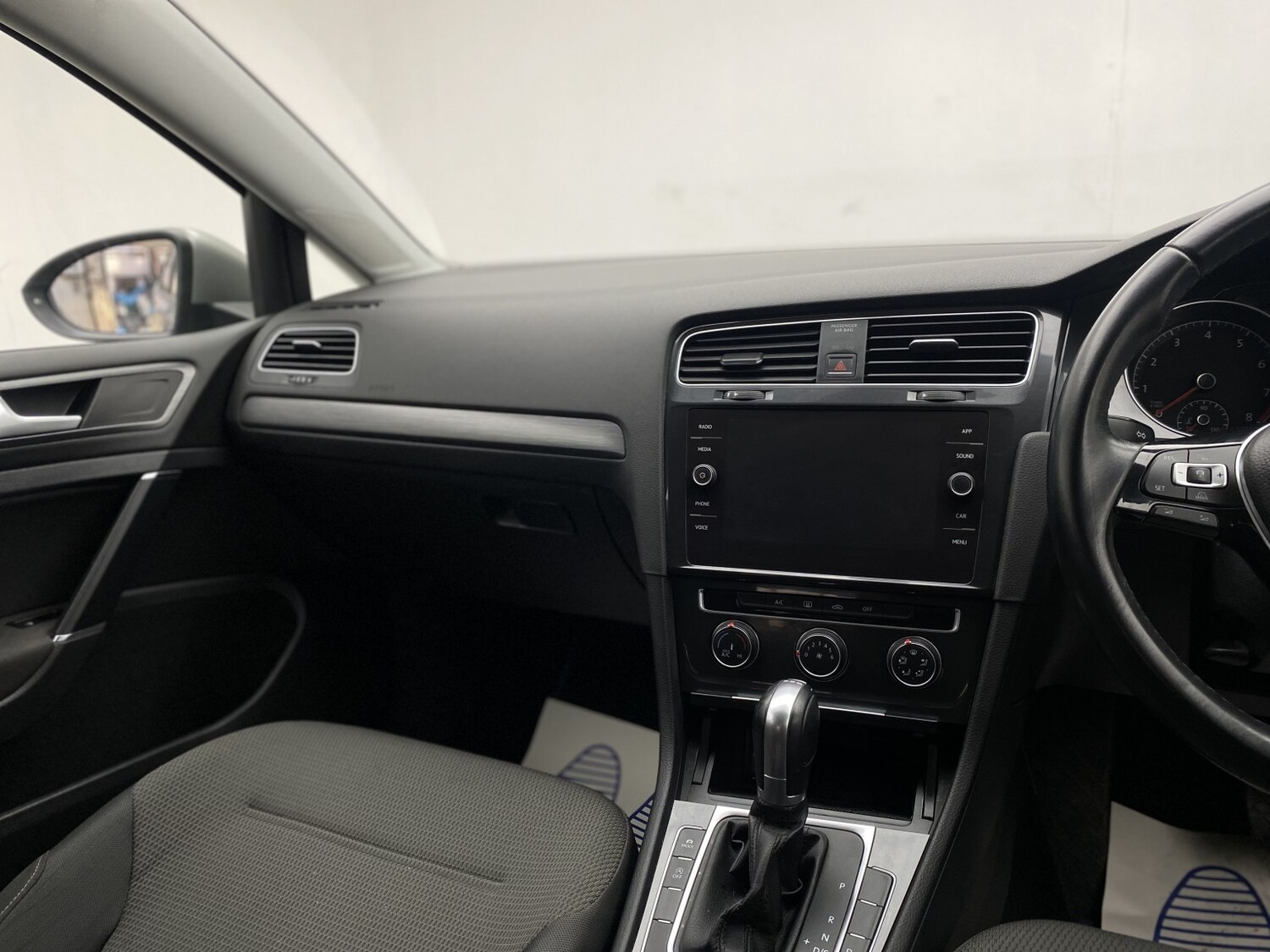 Used Volkswagen Golf 2018 for sale - 77766510: Photo 45