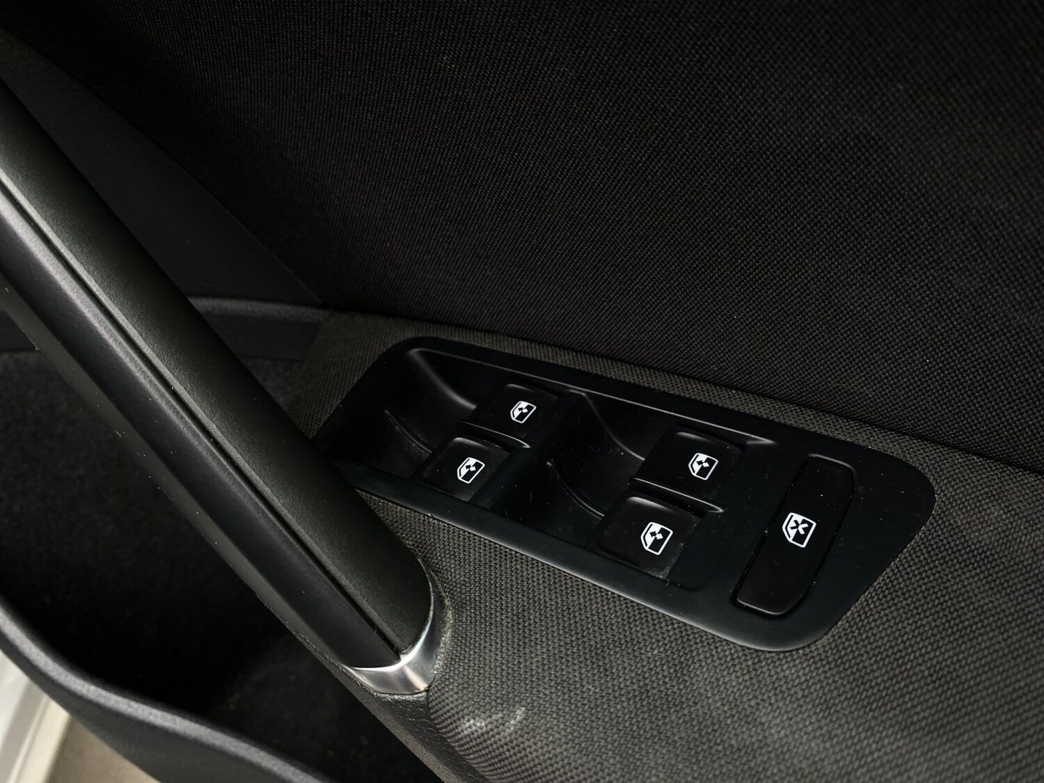 Used Volkswagen Golf 2018 for sale - 77766510: Photo 47