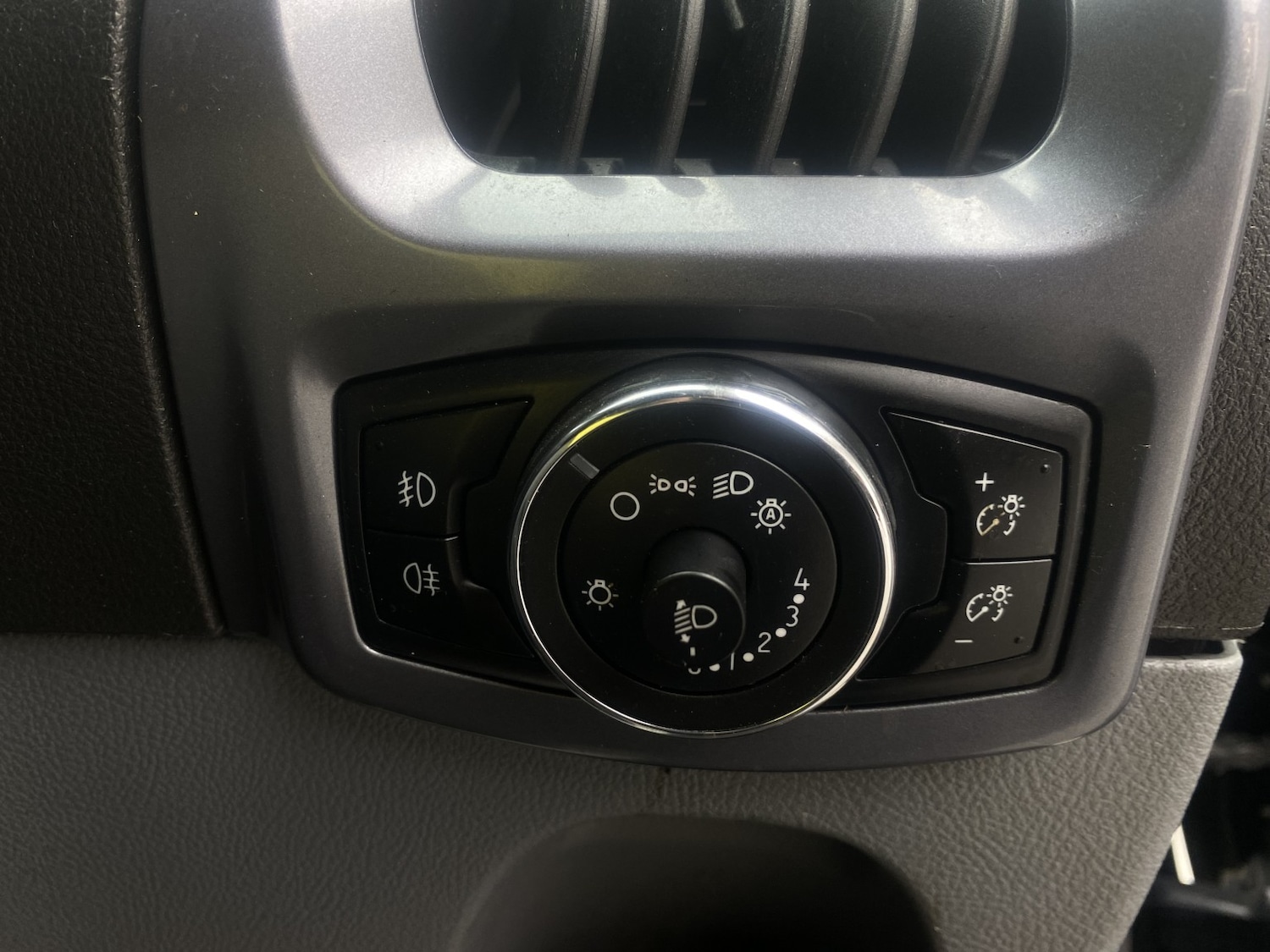 Used Ford Transit Custom 2016 for sale - 77891608: Photo 20