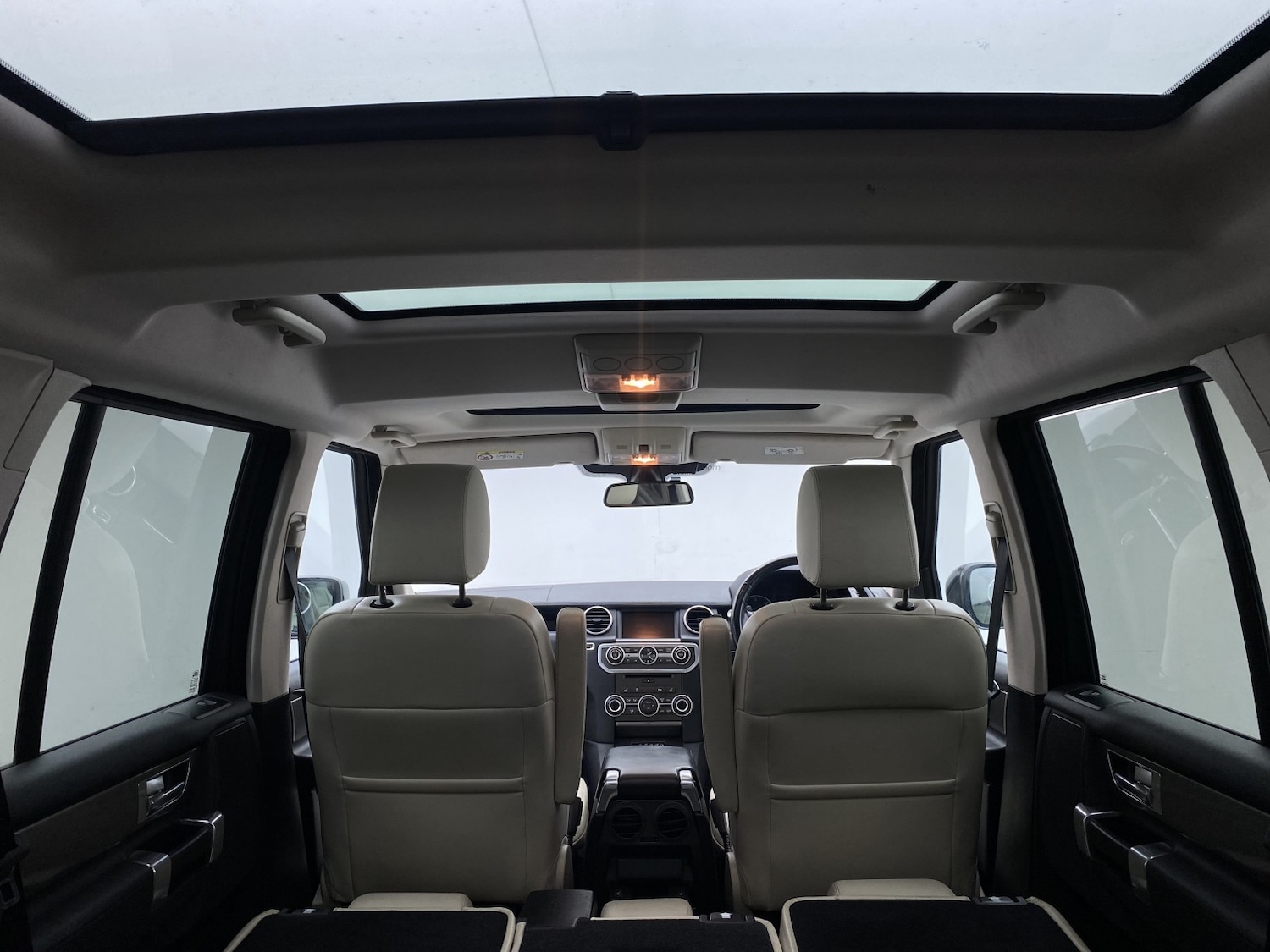 Used Land Rover Discovery 2015 for sale - 77453236: Photo 11