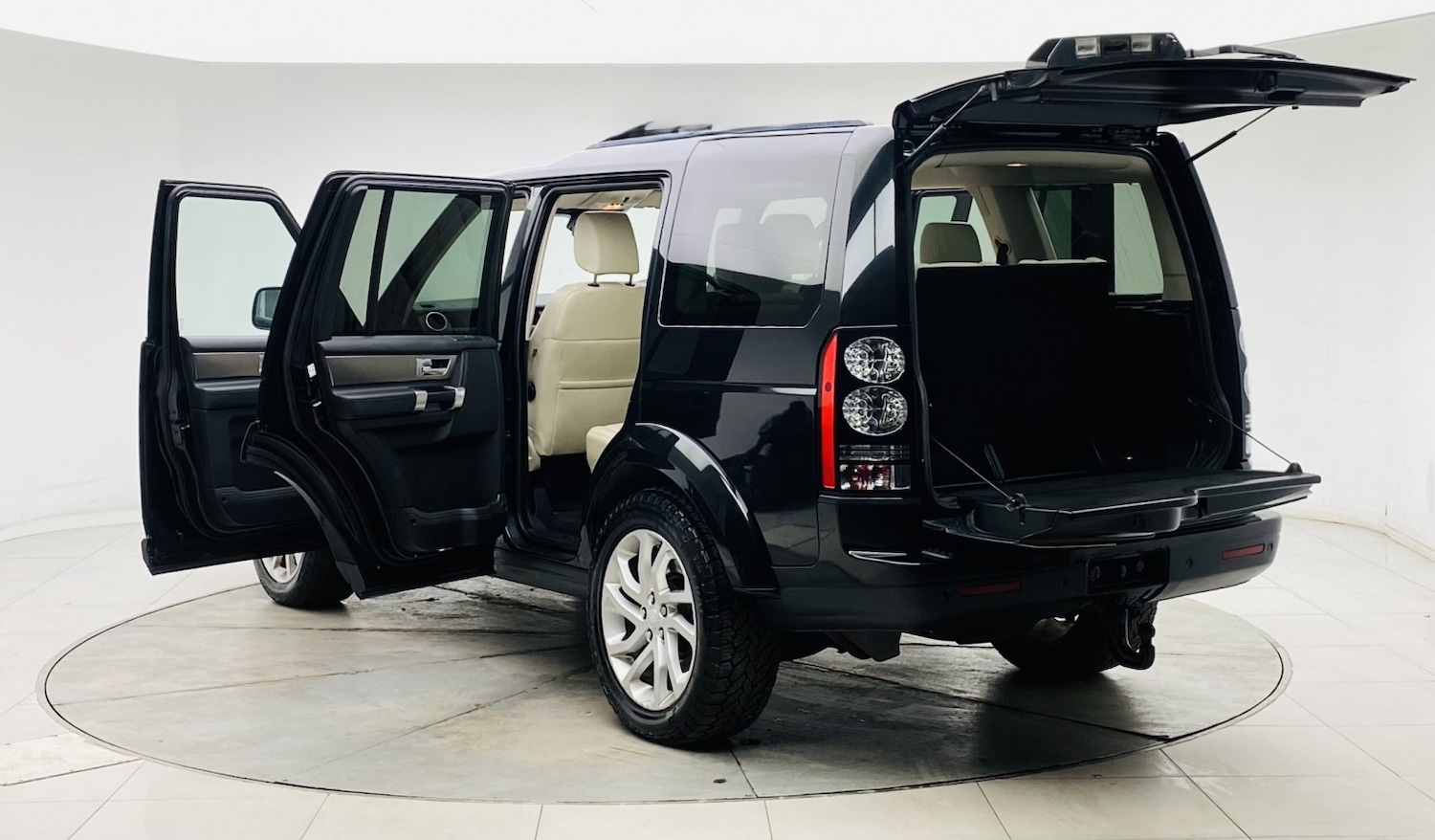 Used Land Rover Discovery 2015 for sale - 77453236: Photo 15