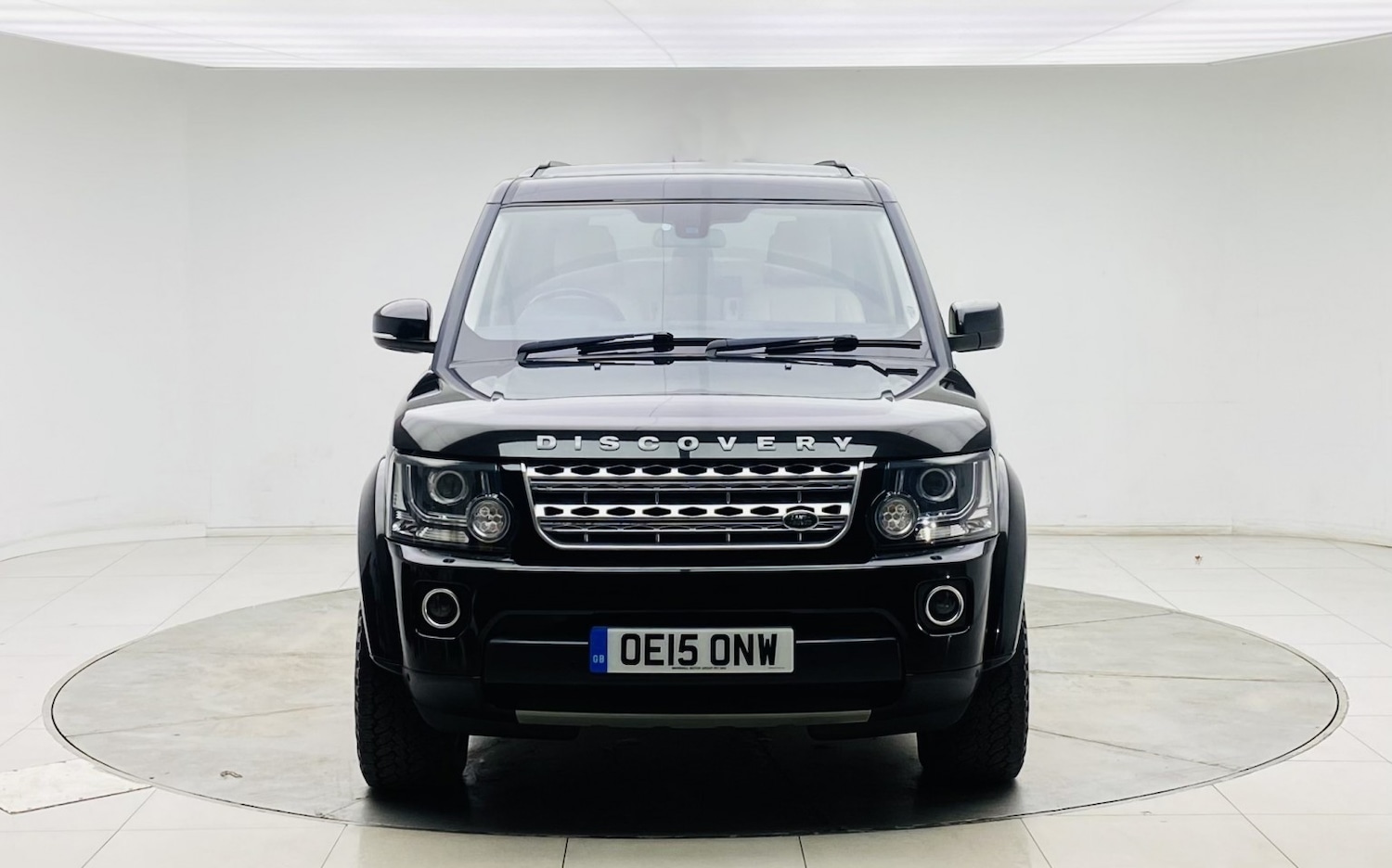 Used Land Rover Discovery 2015 for sale - 77453236: Photo 2