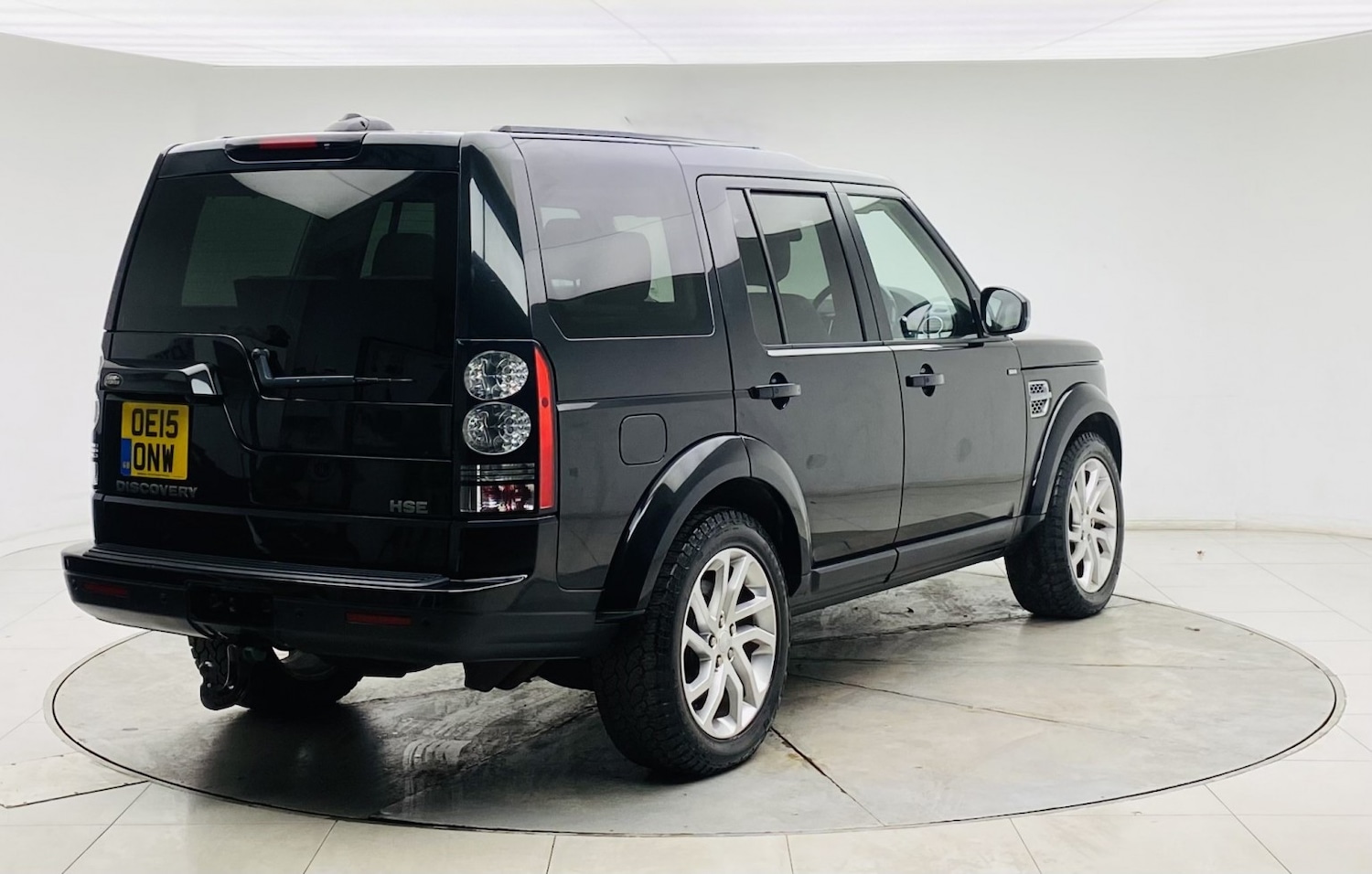 Used Land Rover Discovery 2015 for sale - 77453236: Photo 4