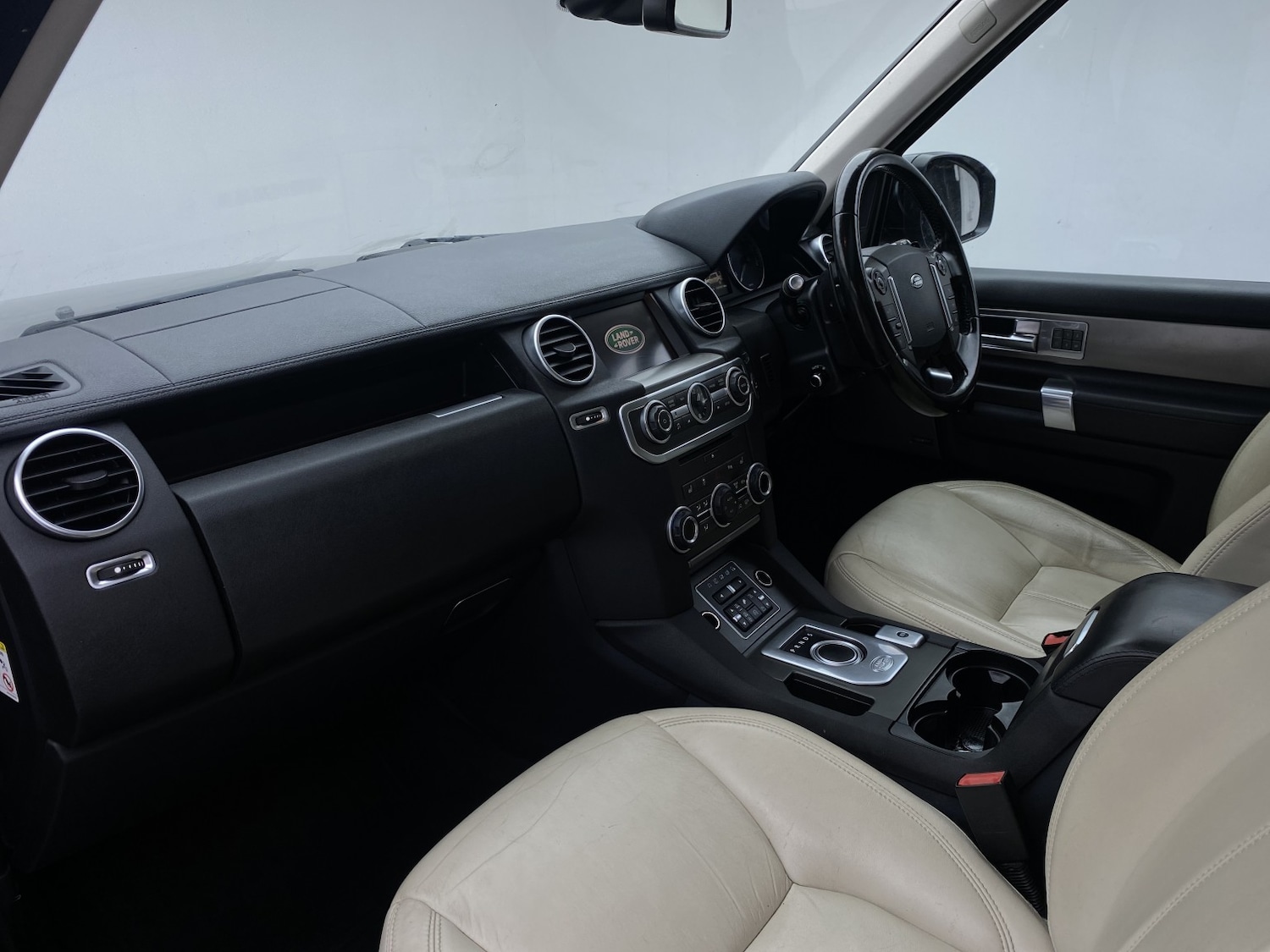 Used Land Rover Discovery 2015 for sale - 77453236: Photo 42