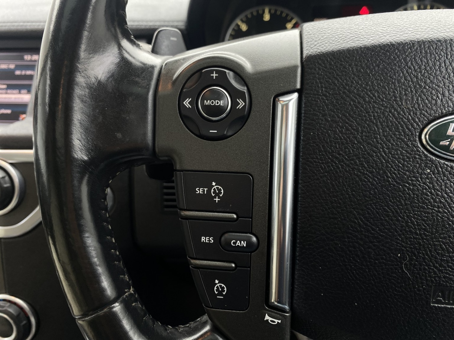 Used Land Rover Discovery 2015 for sale - 77453236: Photo 60