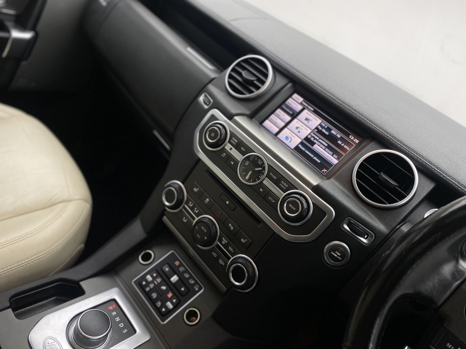 Used Land Rover Discovery 2015 for sale - 77453236: Photo 63