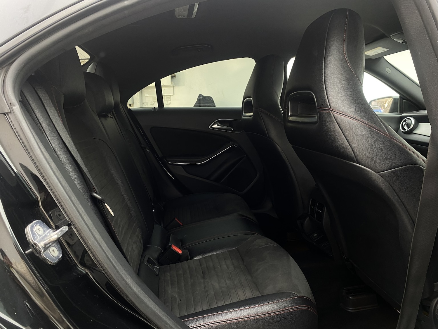 Used Mercedes-Benz CLA 2018 for sale - 78112127: Photo 28