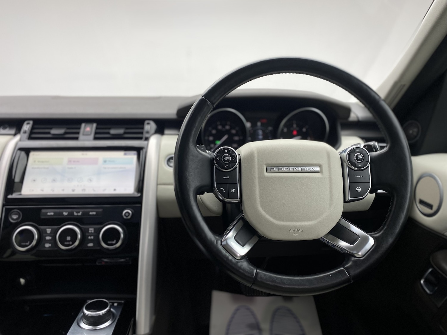 Used Land Rover Discovery 2017 for sale - 77453243: Photo 10