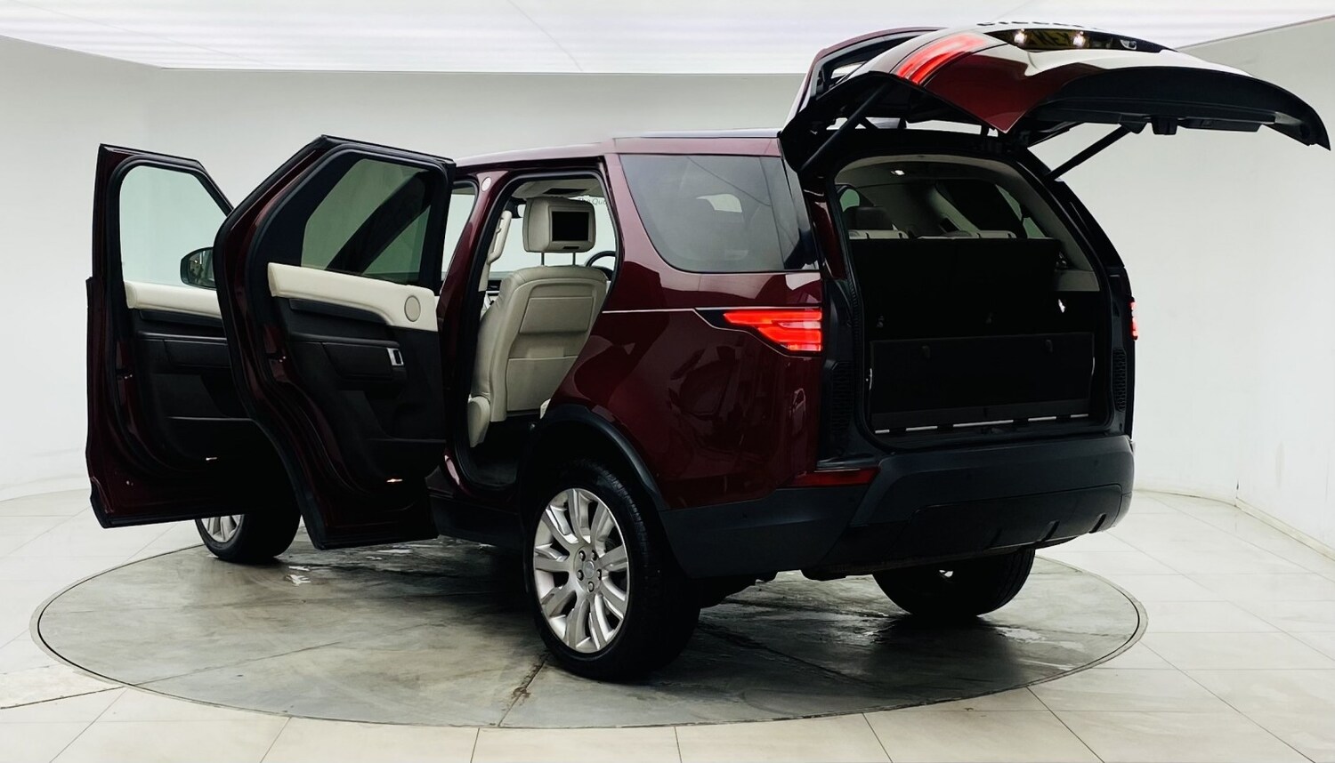 Used Land Rover Discovery 2017 for sale - 77453243: Photo 22