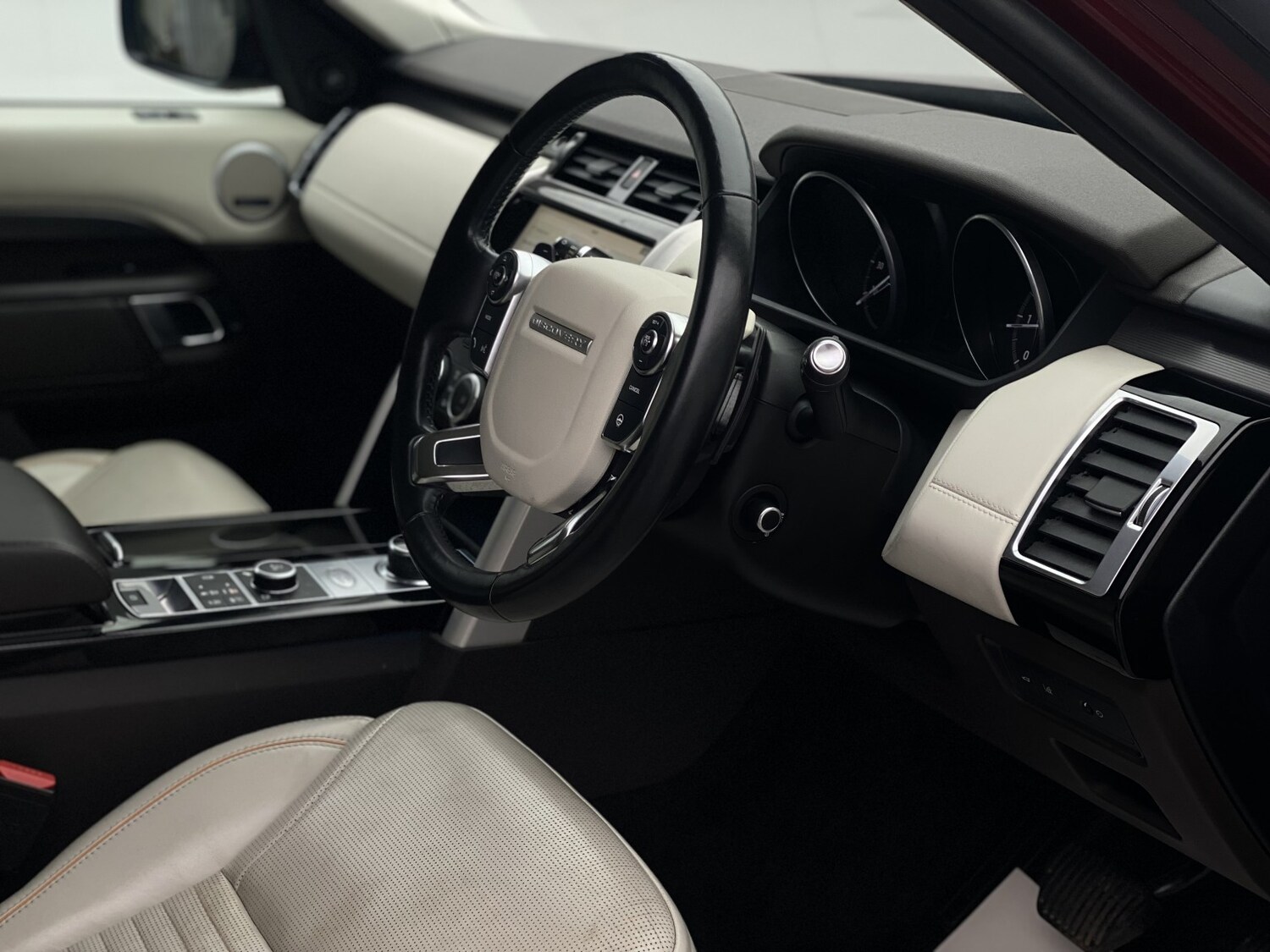 Used Land Rover Discovery 2017 for sale - 77453243: Photo 47