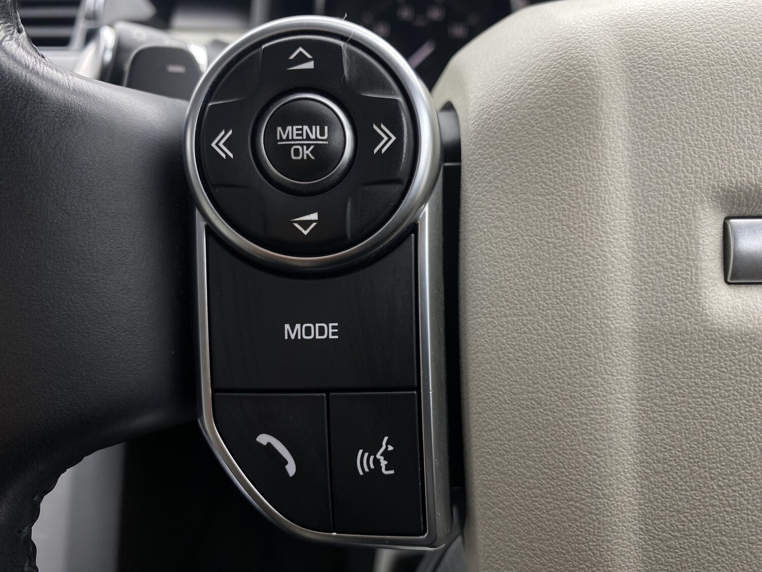 Used Land Rover Discovery 2017 for sale - 77453243: Photo 62