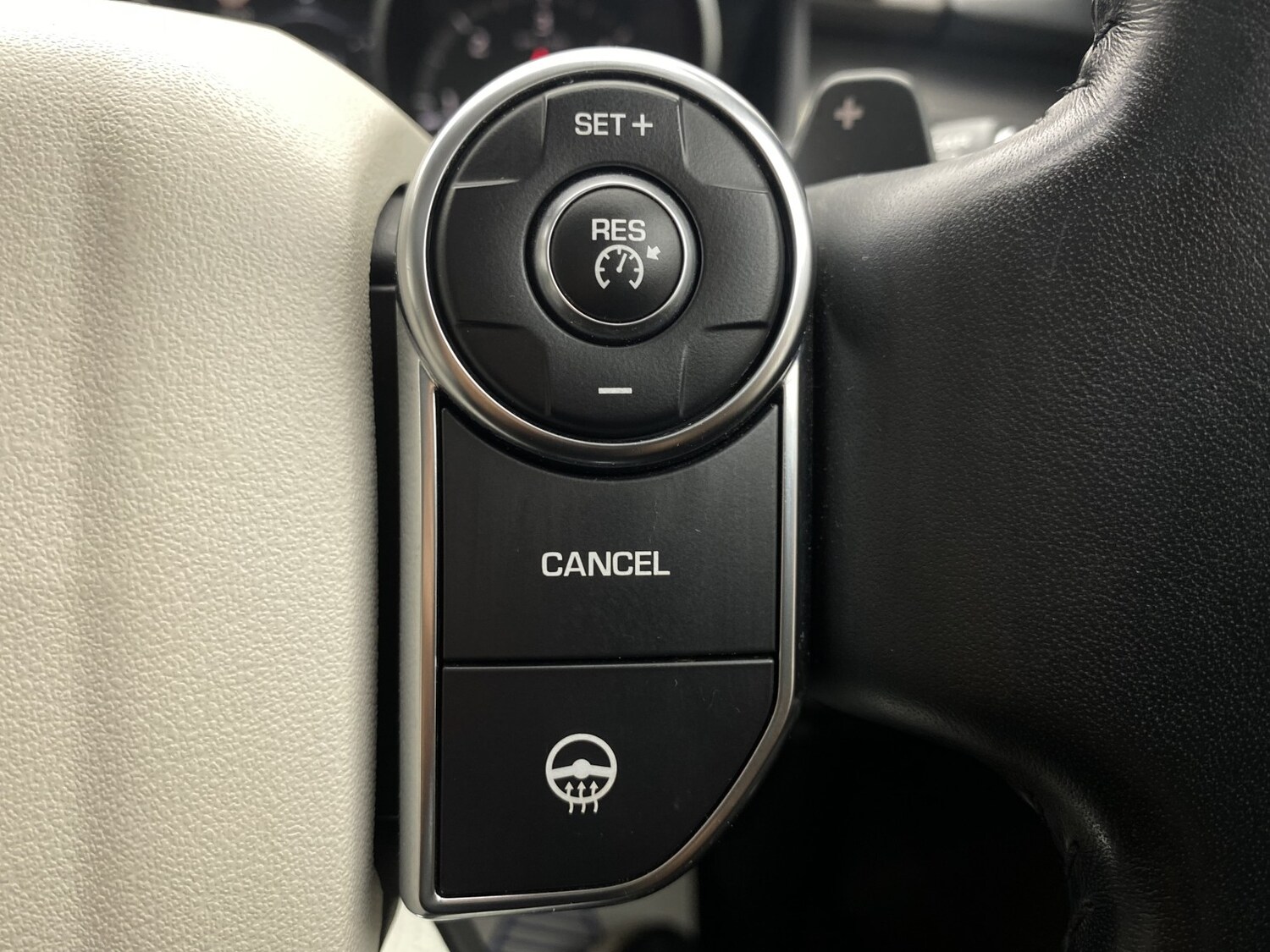 Used Land Rover Discovery 2017 for sale - 77453243: Photo 63