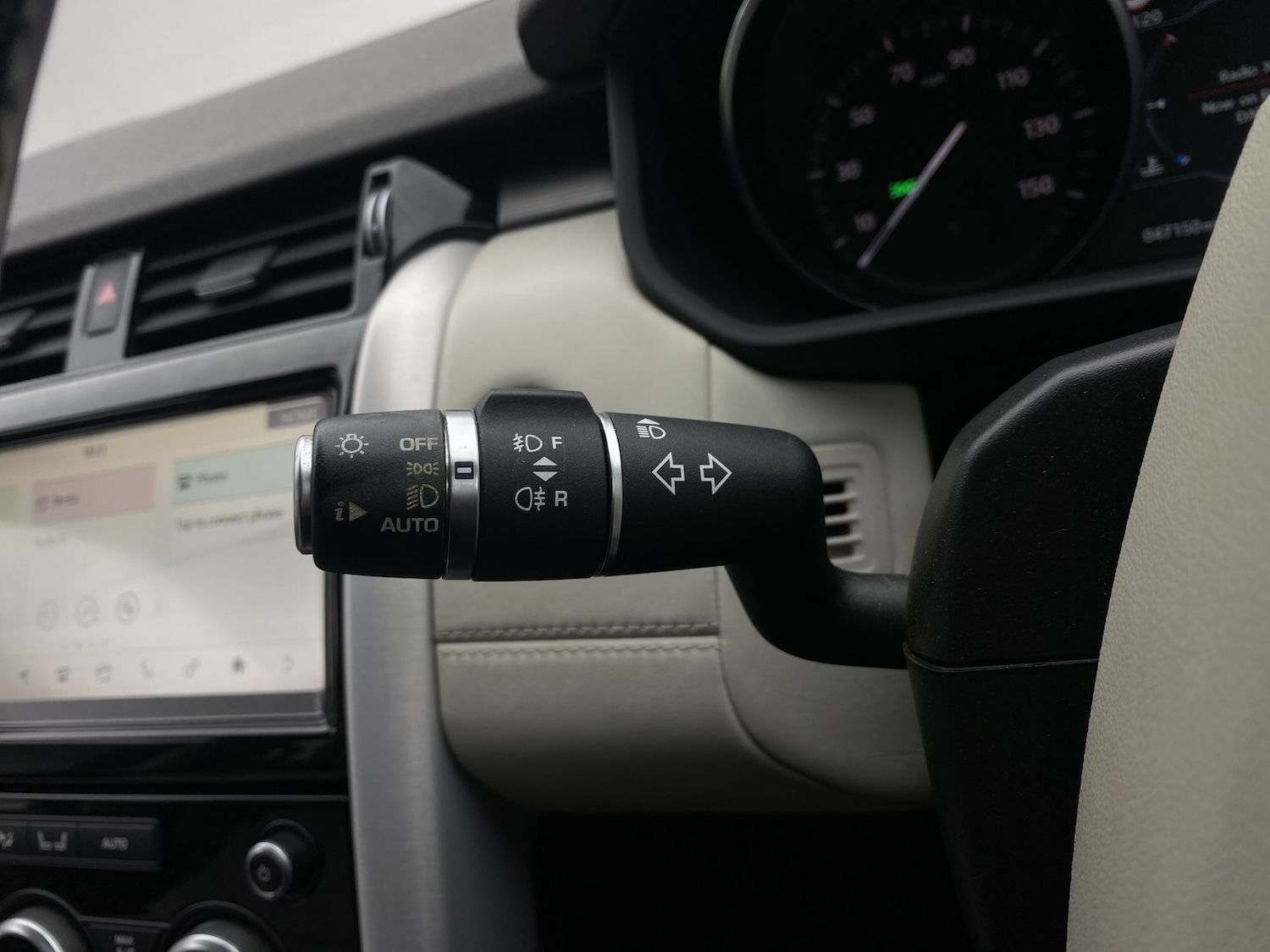 Used Land Rover Discovery 2017 for sale - 77453243: Photo 64