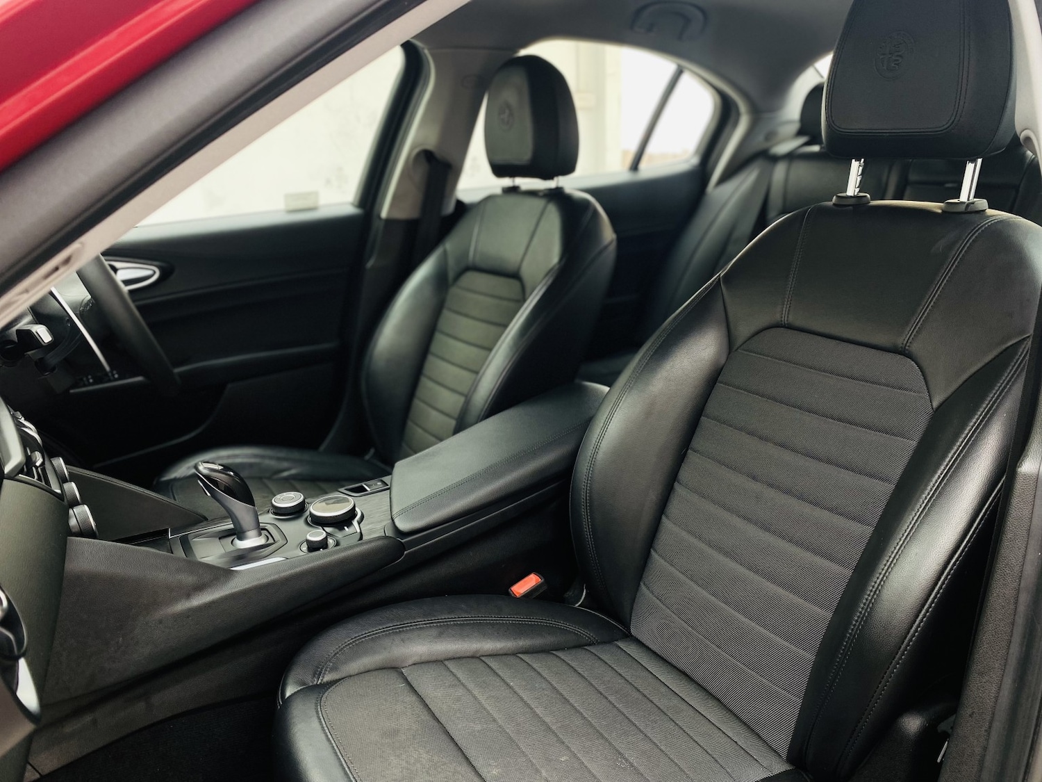 Used Alfa Romeo Giulia 2017 for sale - 78168943: Photo 10