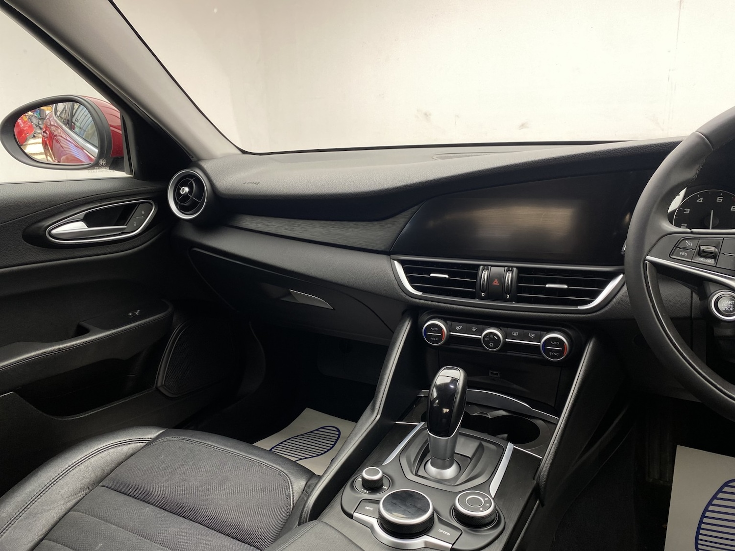 Used Alfa Romeo Giulia 2017 for sale - 78168943: Photo 47