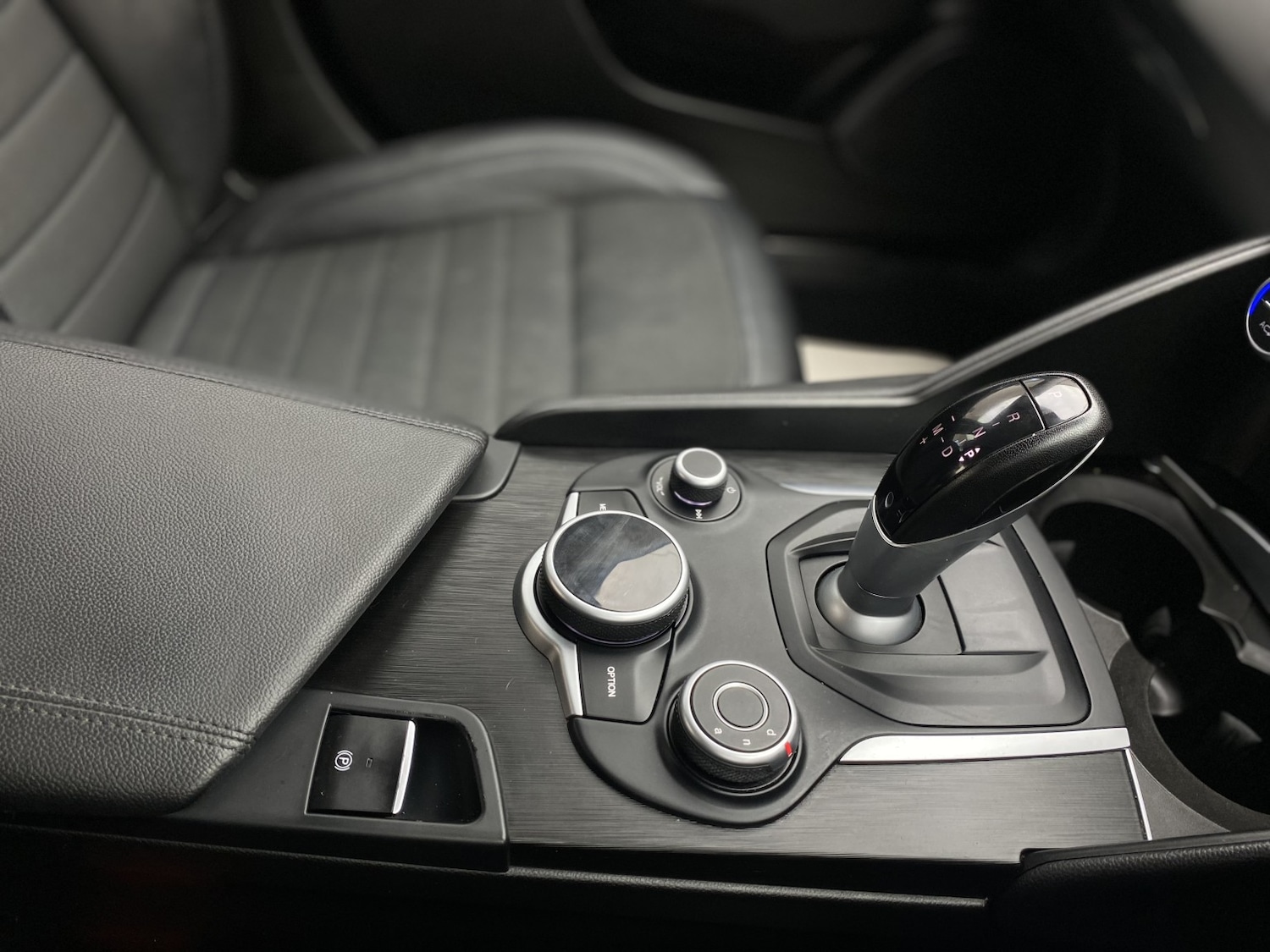 Used Alfa Romeo Giulia 2017 for sale - 78168943: Photo 56