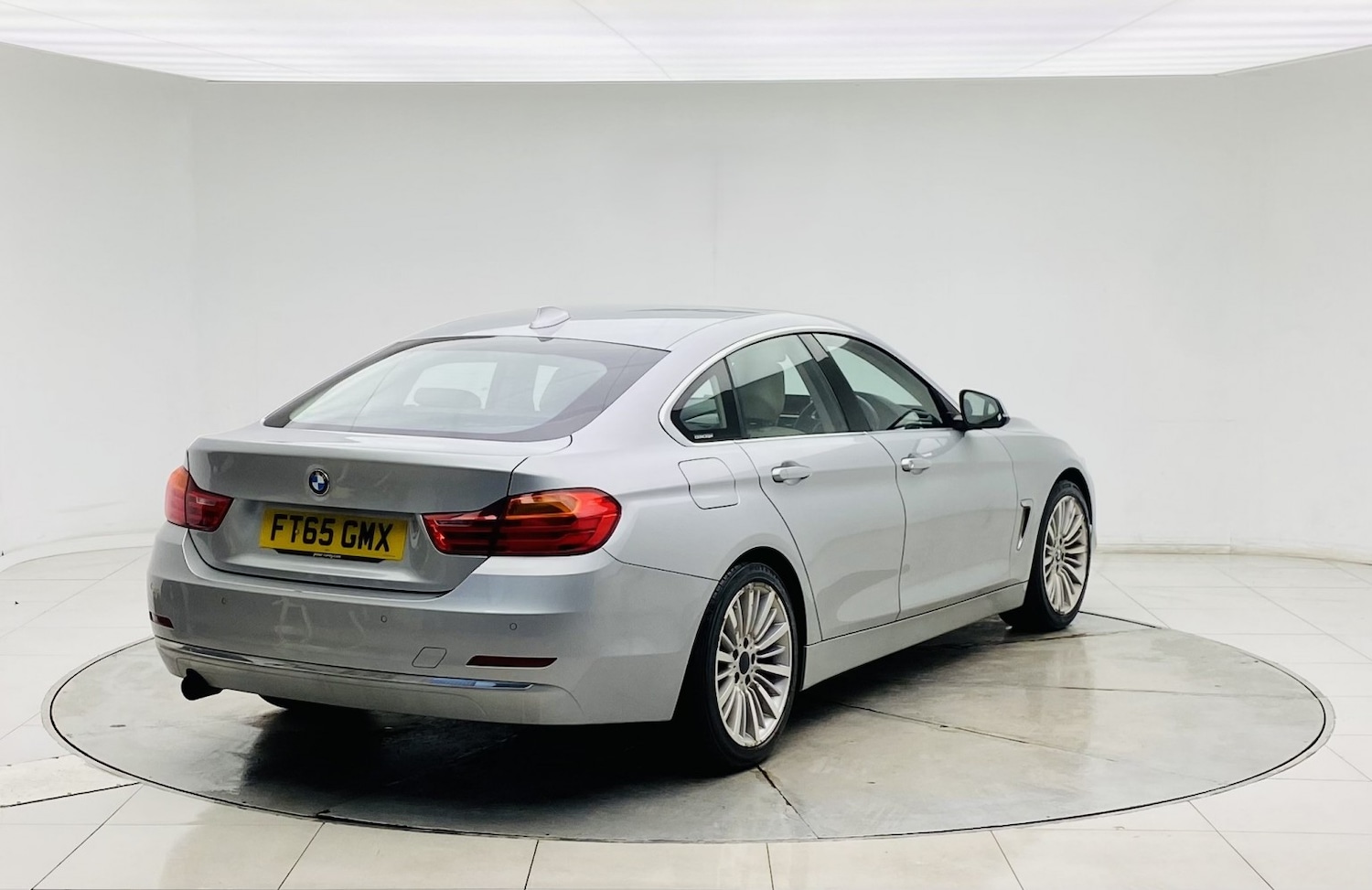 Used BMW 4 Series 2015 for sale - 77453426: Photo 2