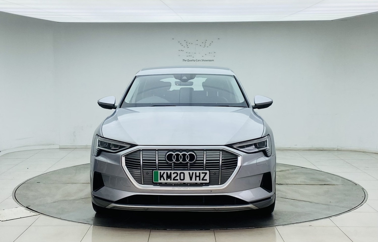 Used Audi e-tron 2020 for sale - 77632466: Photo 2