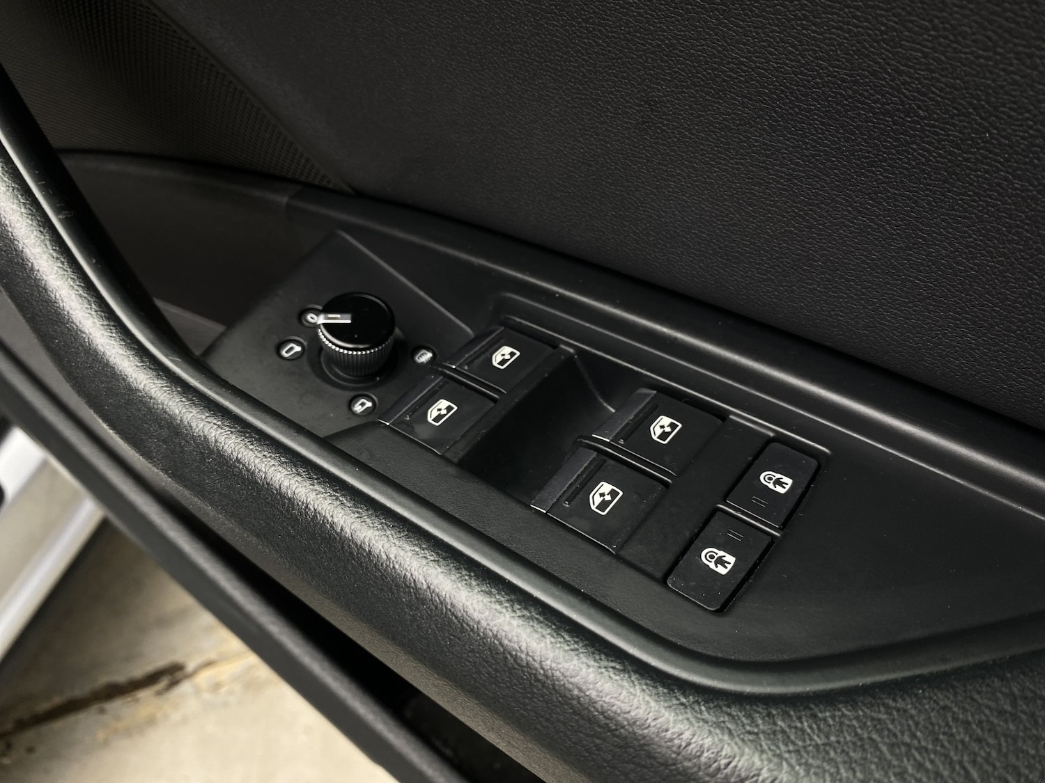 Used Audi e-tron 2020 for sale - 77632466: Photo 51