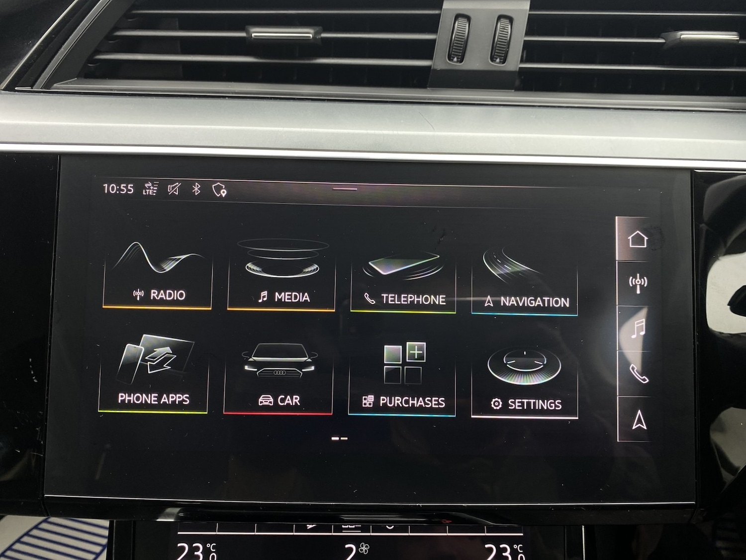 Used Audi e-tron 2020 for sale - 77632466: Photo 58