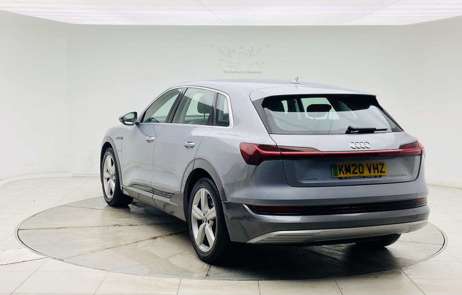 Used Audi e-tron 2020 for sale - 77632466: Photo 6