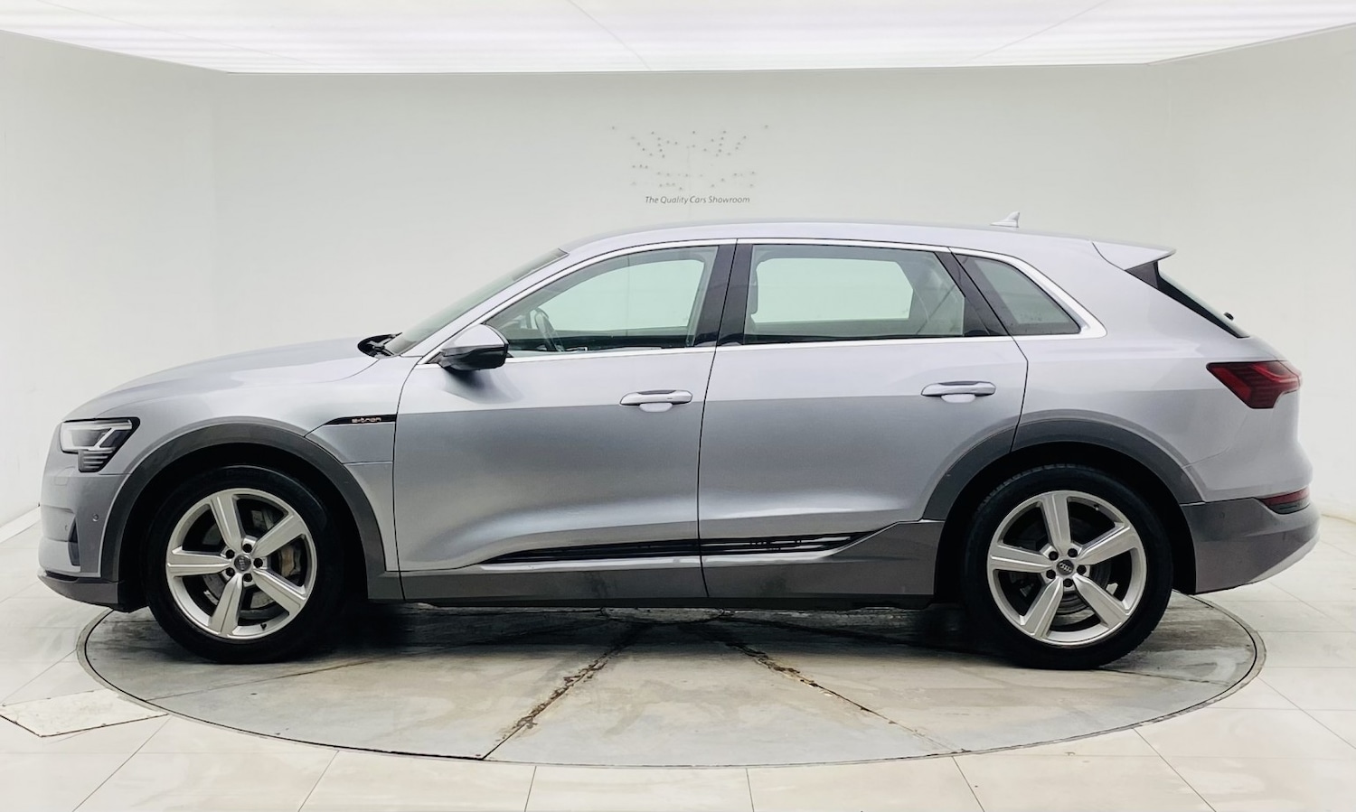 Used Audi e-tron 2020 for sale - 77632466: Photo 7