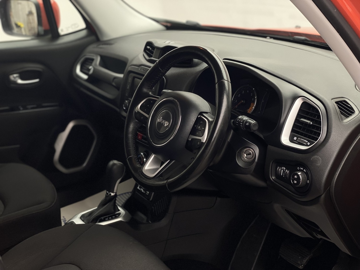 Used Jeep Renegade 2016 for sale - 77548278: Photo 40