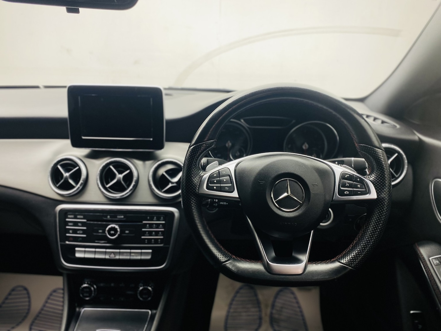 Used Mercedes-Benz CLA 2018 for sale - 77453267: Photo 44