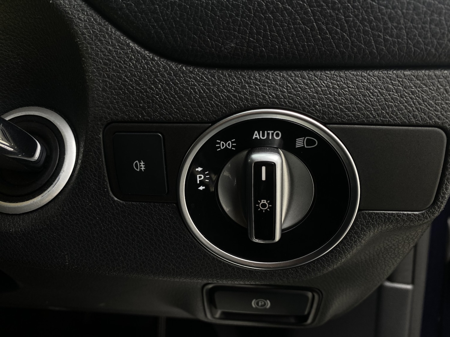 Used Mercedes-Benz CLA 2018 for sale - 77453267: Photo 47