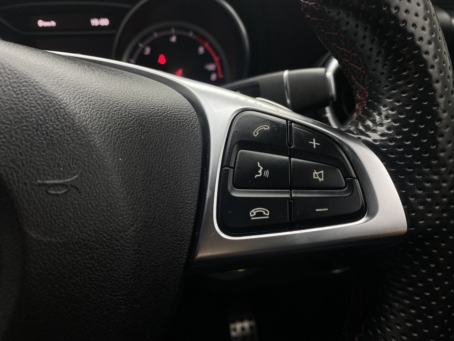 Used Mercedes-Benz CLA 2018 for sale - 77453267: Photo 48