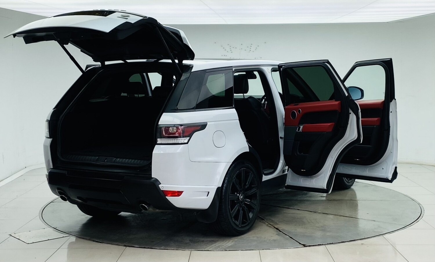 Used Land Rover Range Rover Sport 2015 for sale - 77558501: Photo 16