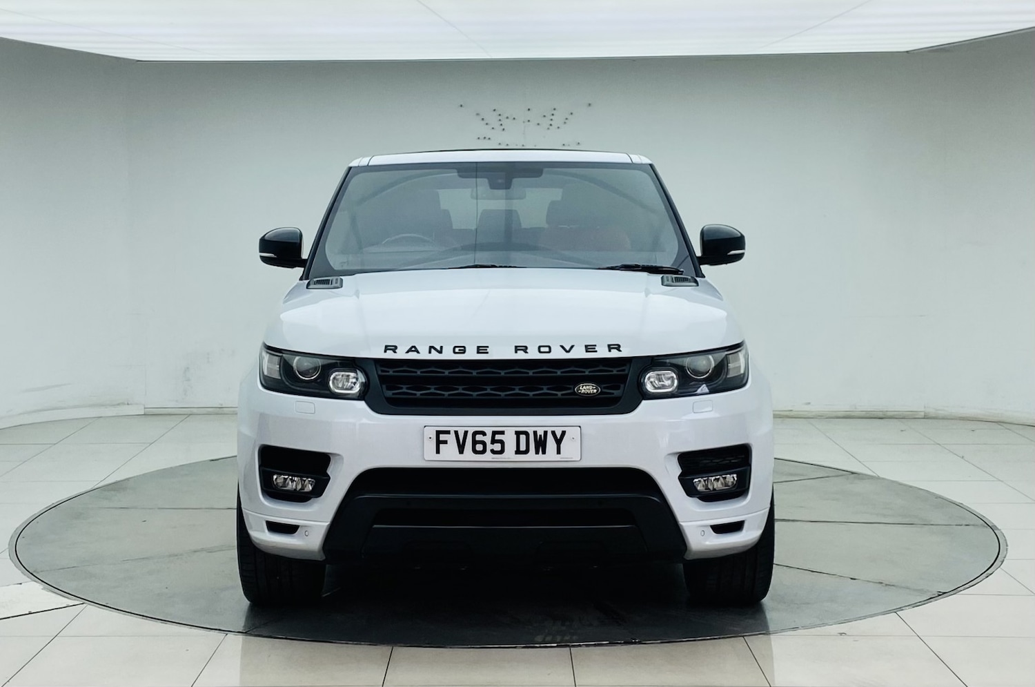 Used Land Rover Range Rover Sport 2015 for sale - 77558501: Photo 2